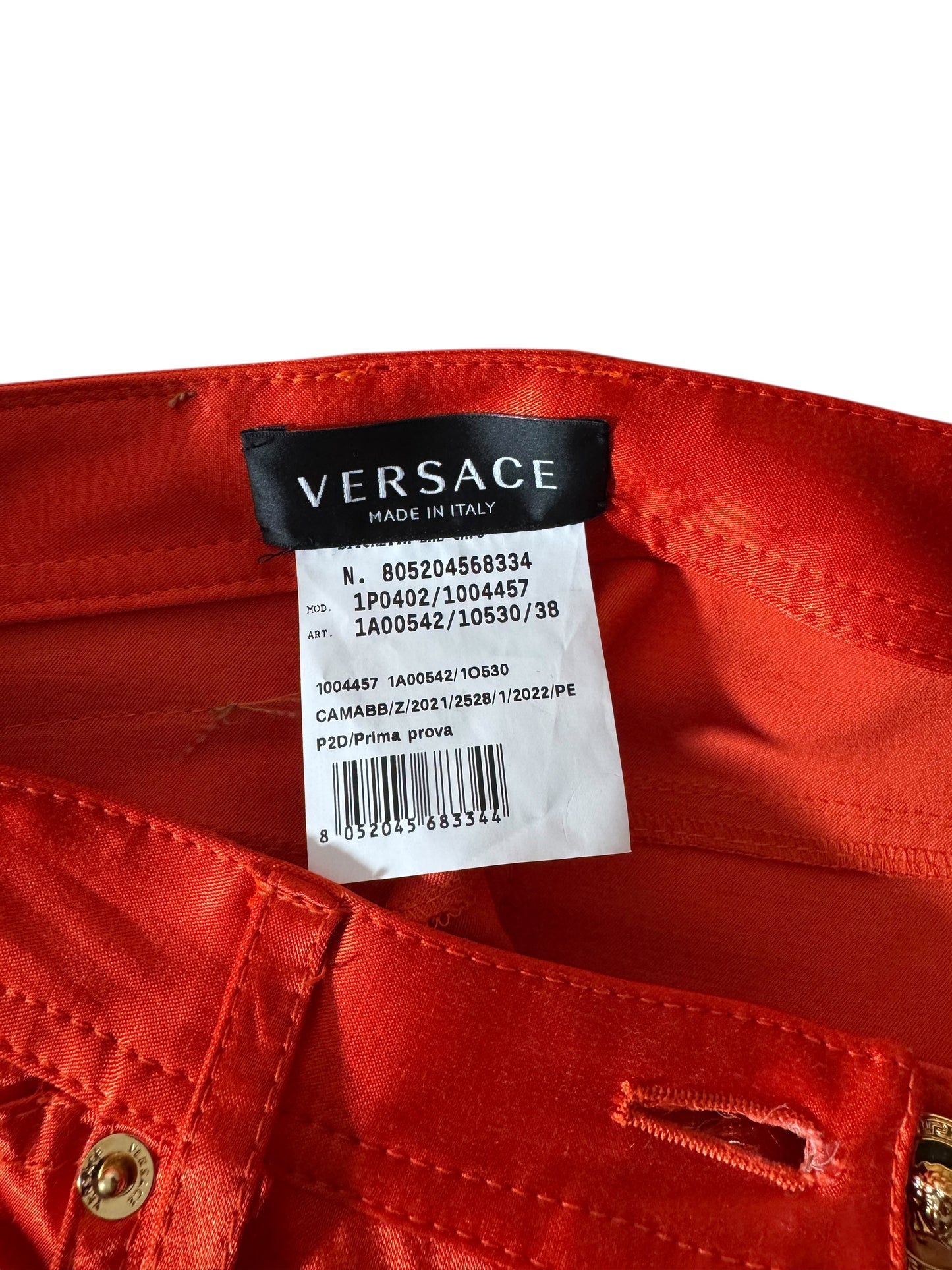 Pantaloni rossi satinati Versace con spacchi laterali e bottoni Medusa – Taglia 38