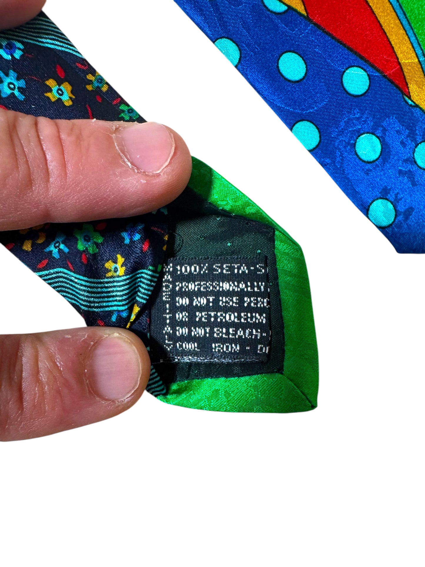 Cravatta vintage Gianni Versace 100% seta – patchwork floreale multicolor su sfondo nero e verde