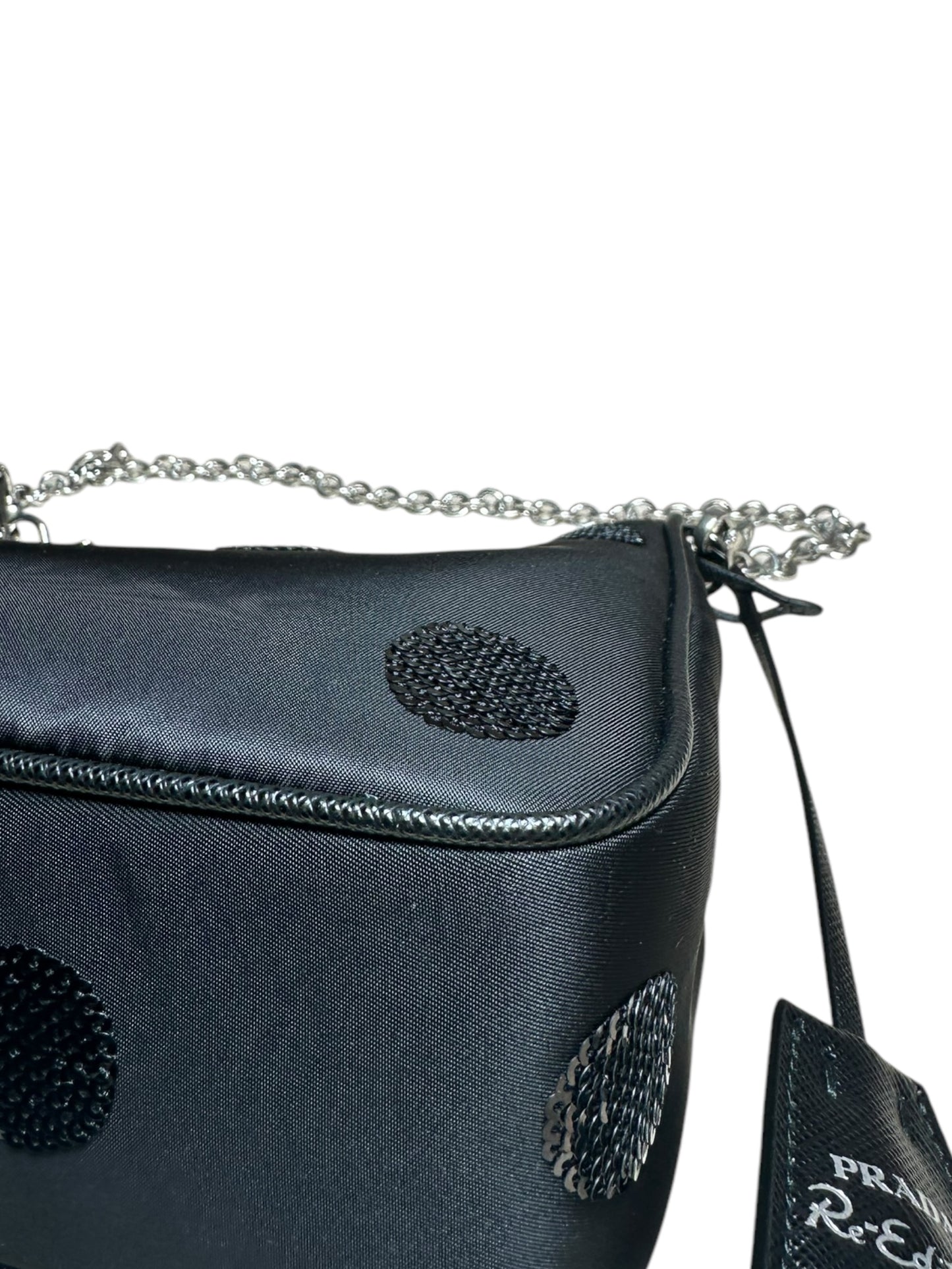 Prada Re-edition con paillettes