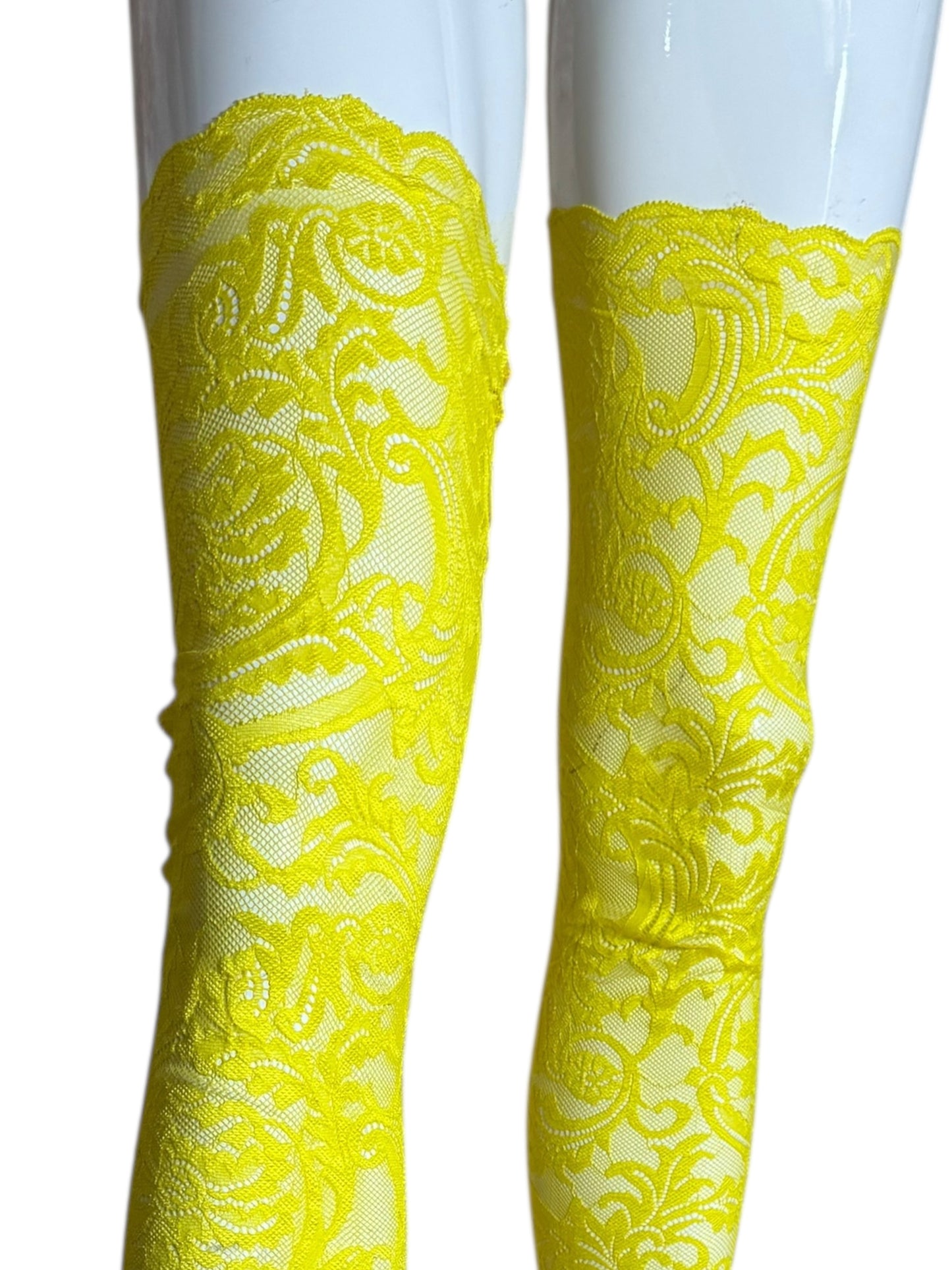 Collant autoreggenti gialli in pizzo Barocco Versace – Taglia M