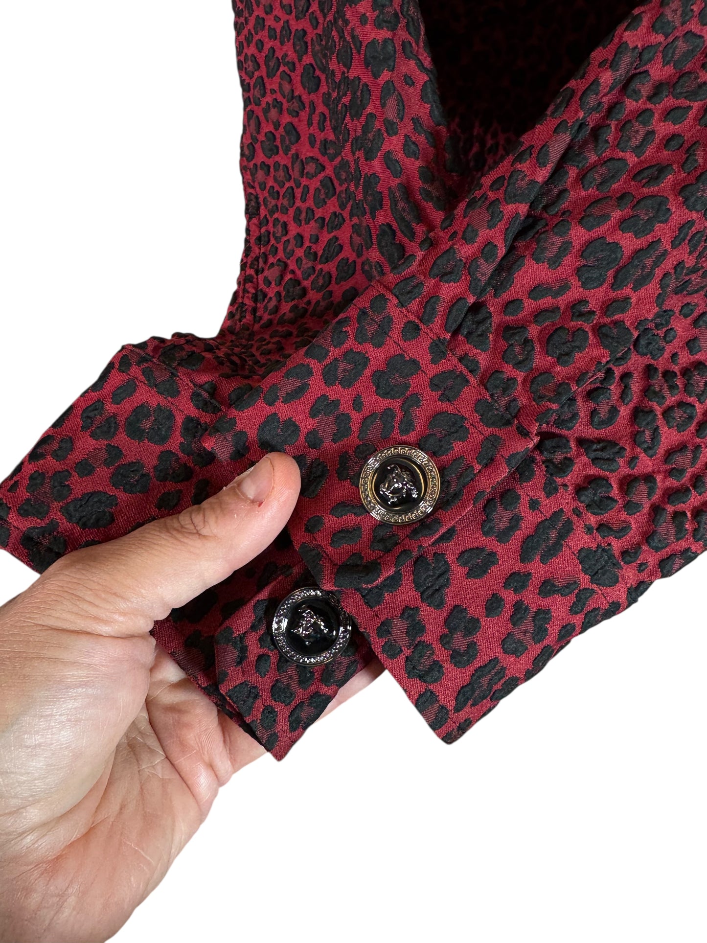 Giacca camicia Versace leopardata rosso/nero in cotone jacquard