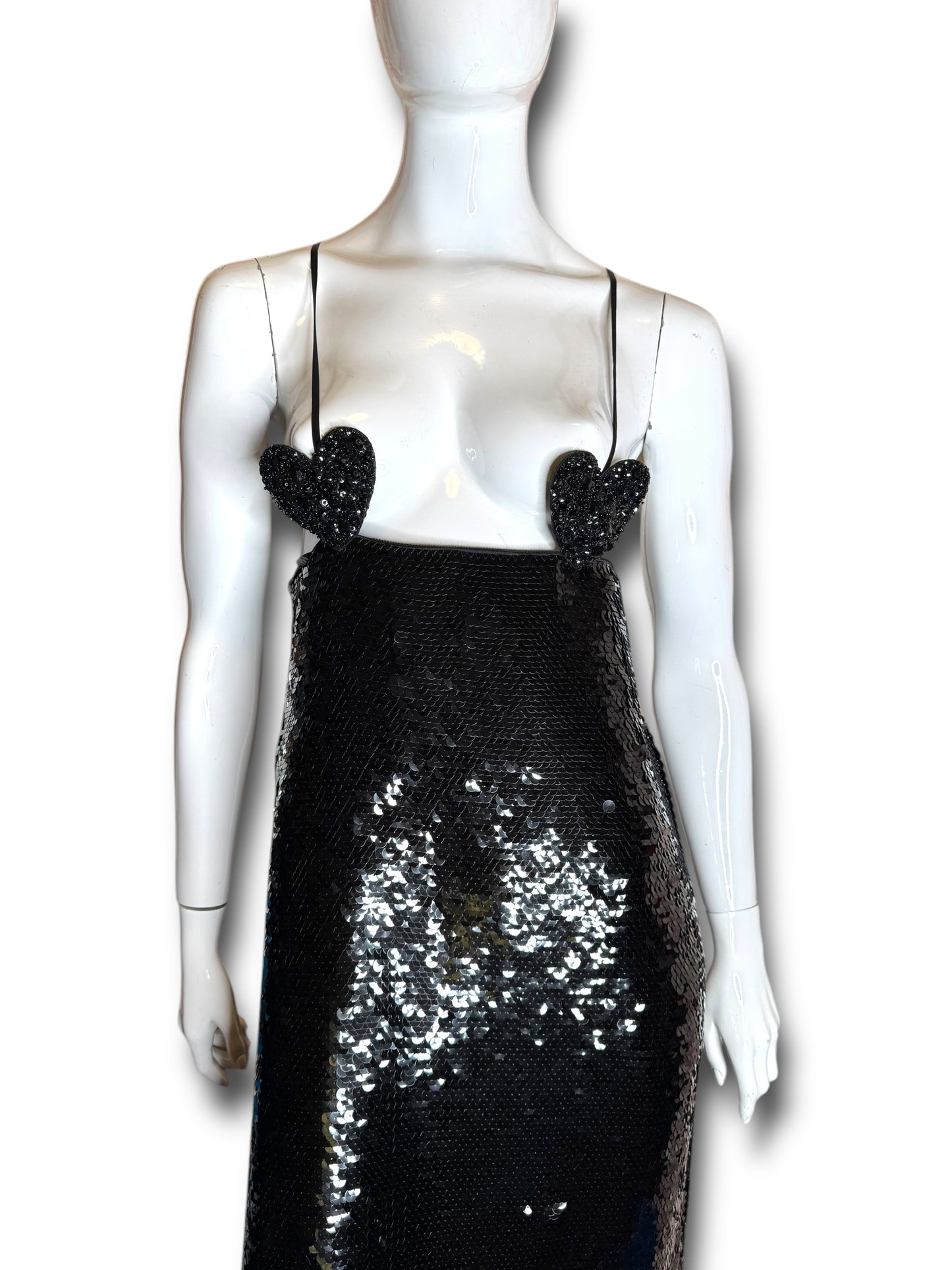 Abito lungo Gucci in seta con paillettes nere e dettagli cuore Made In Italy