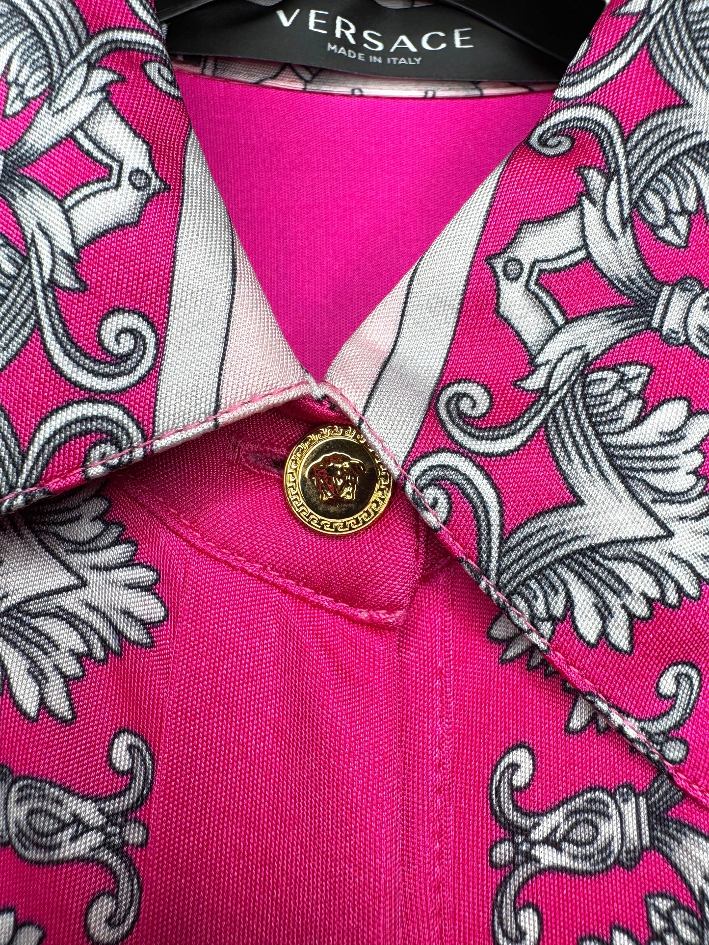 Abito chemisier Versace barocco rosa/fucsia stampa cherubini TG 40 – Nuovo