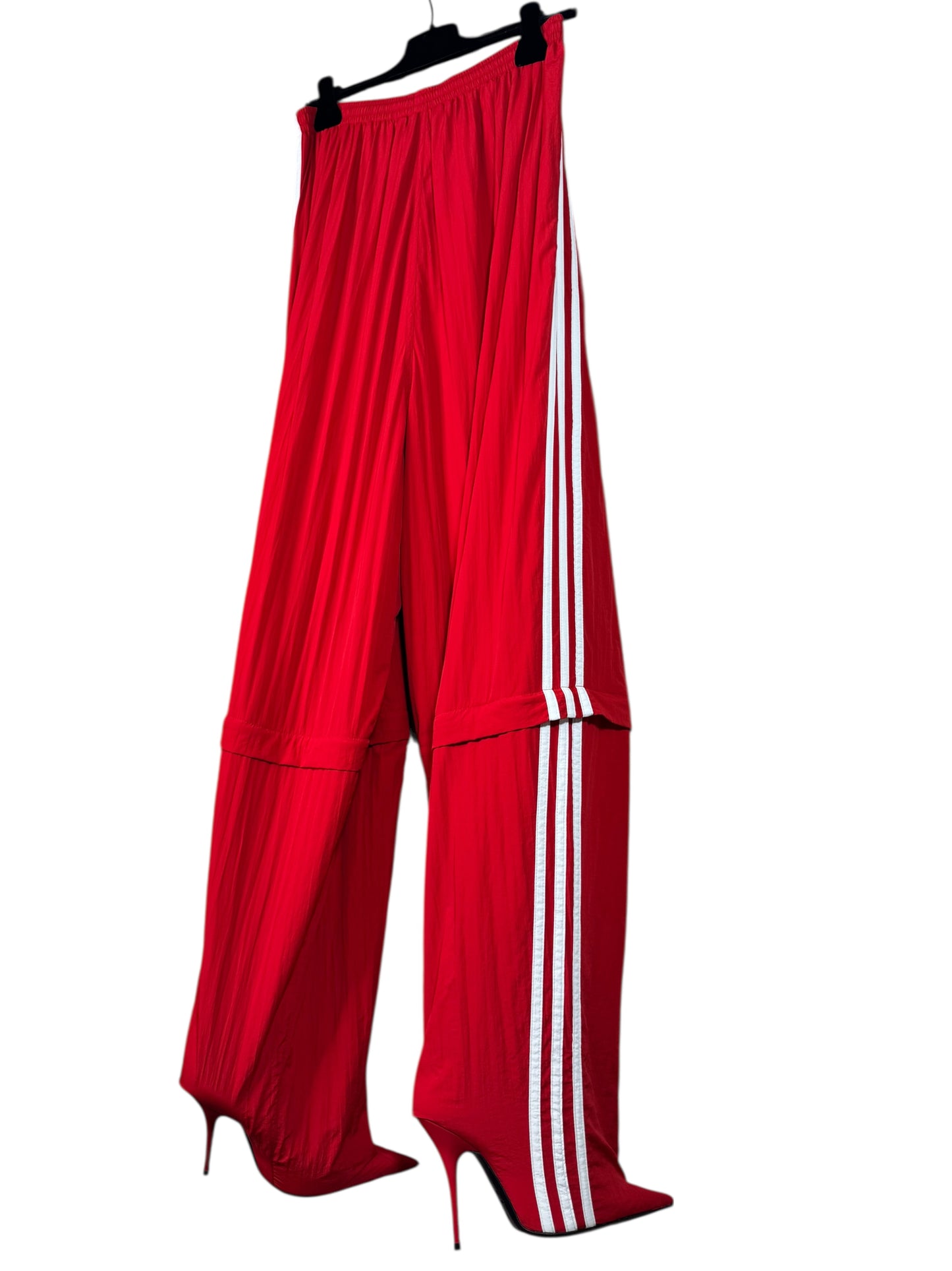 Pantaloni Balenciaga x Adidas rossi in nylon con stivale integrato – Taglia 36