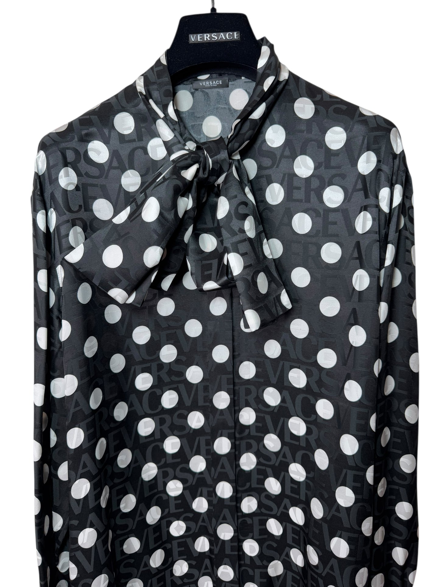 Camicia Versace pois con fiocco e logo jacquard nero bianco TG 38