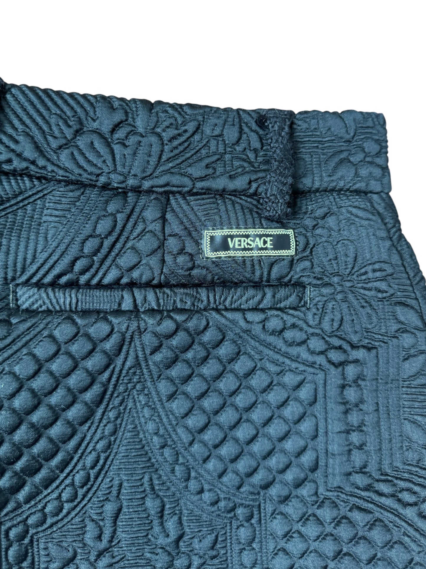 Versace bermuda uomo jacquard nero con motivo floreale – Made in Italy.