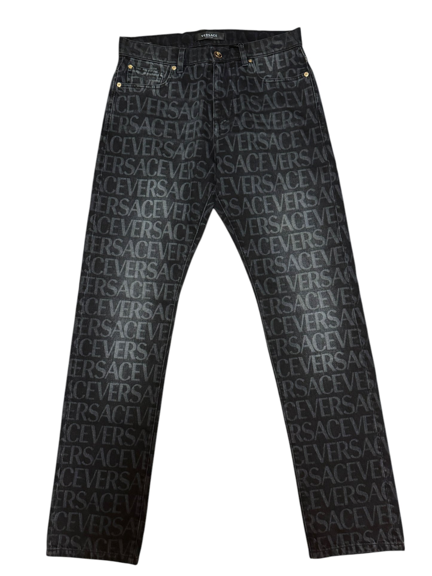 Versace – Jeans in Denim con Monogram All-Over