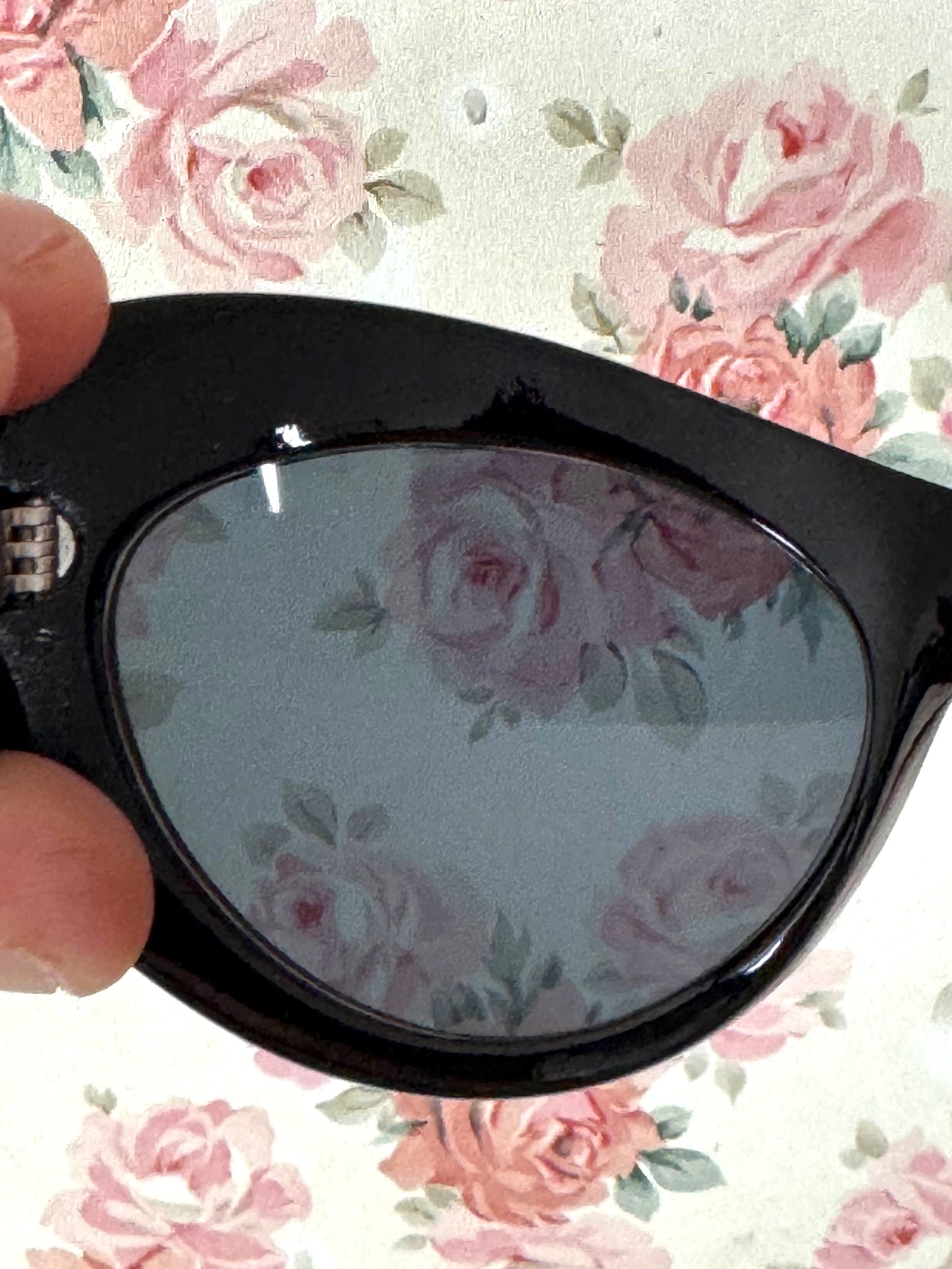 Gianni Versace Occhiali da Sole Vintage Anni ‘90 con Dettaglio Stella Marina