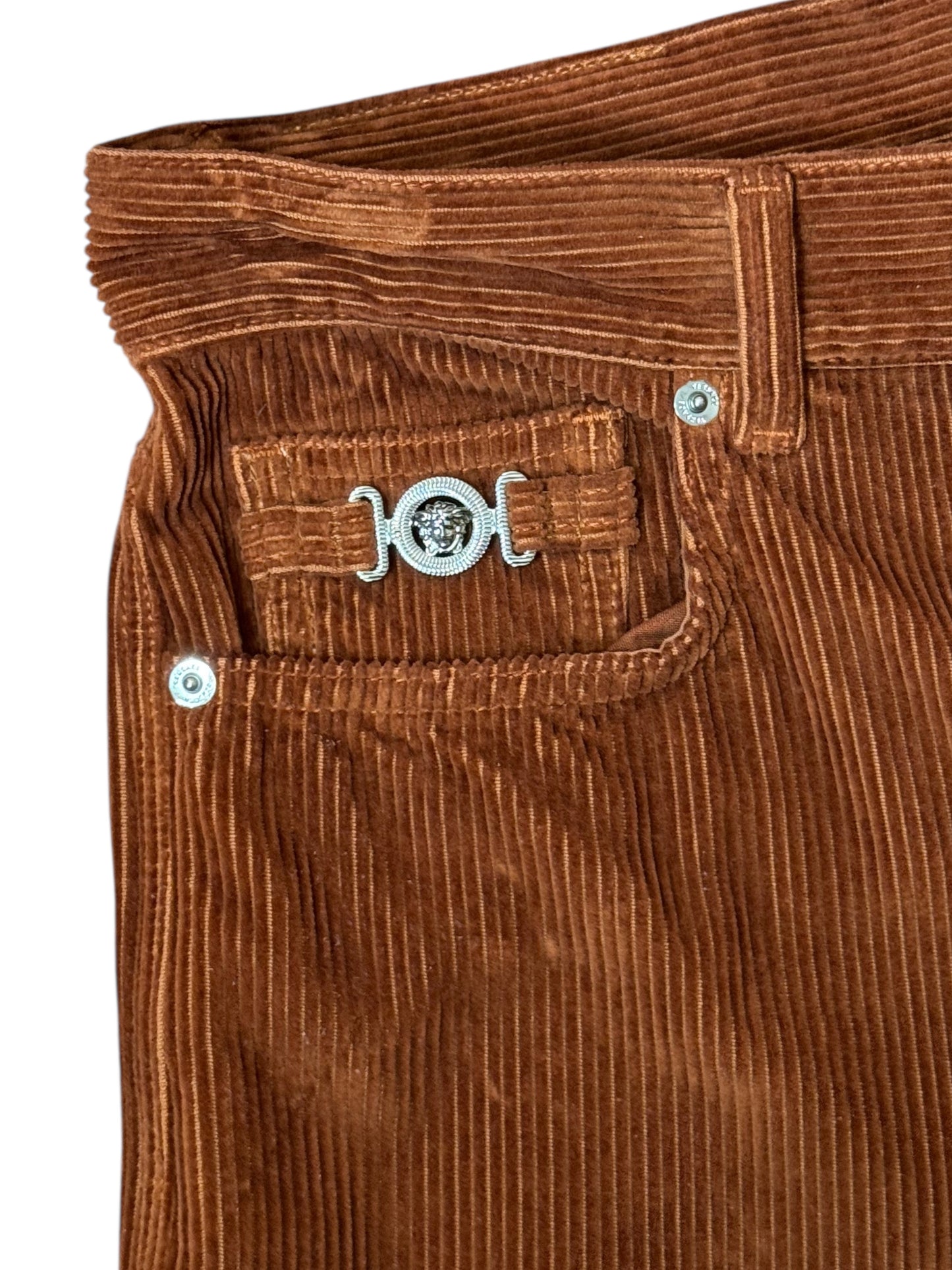 Pantaloni uomo Versace in velluto a coste marrone con logo Medusa – Taglia 32.
