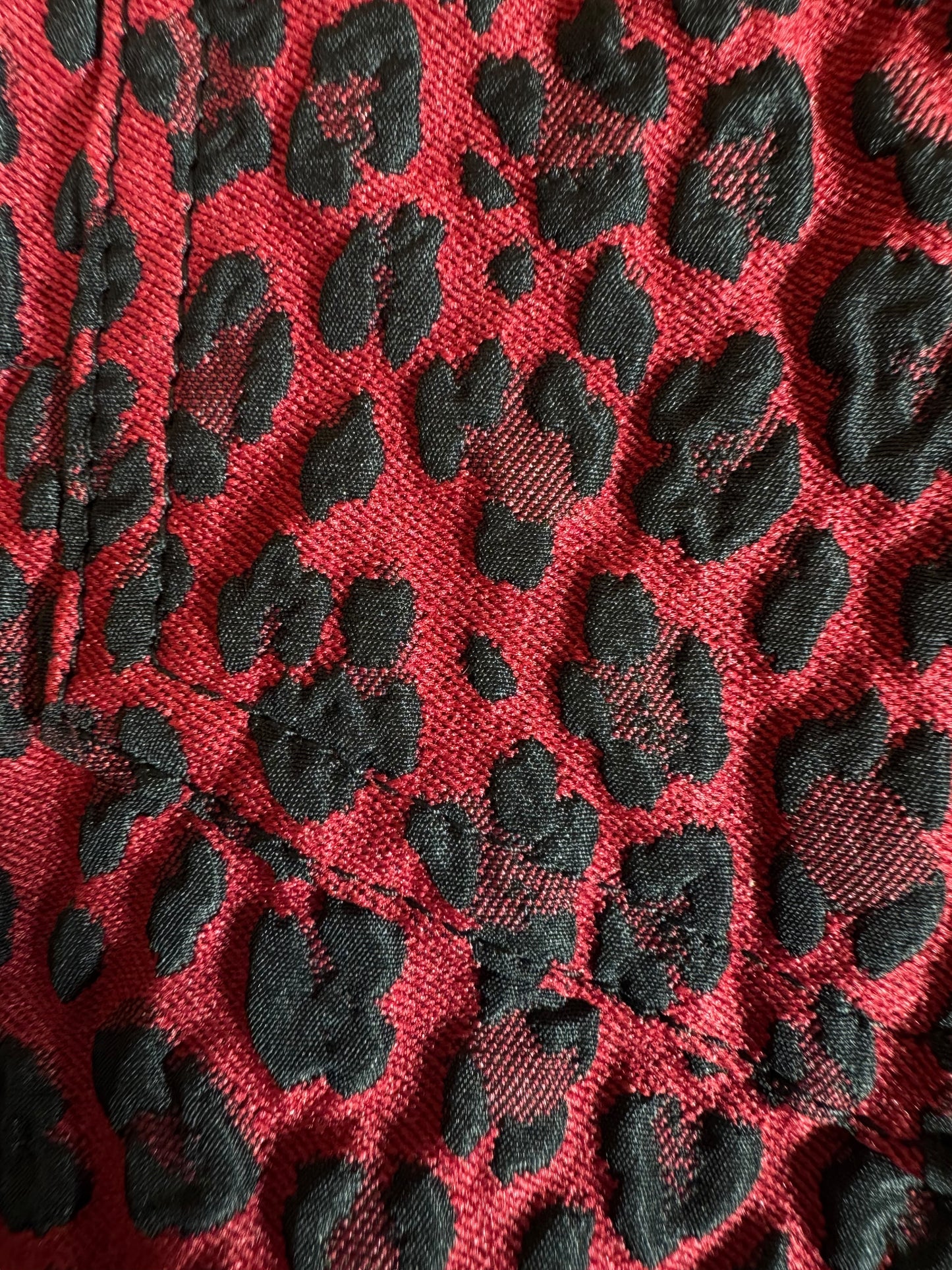Giacca camicia Versace leopardata rosso/nero in cotone jacquard