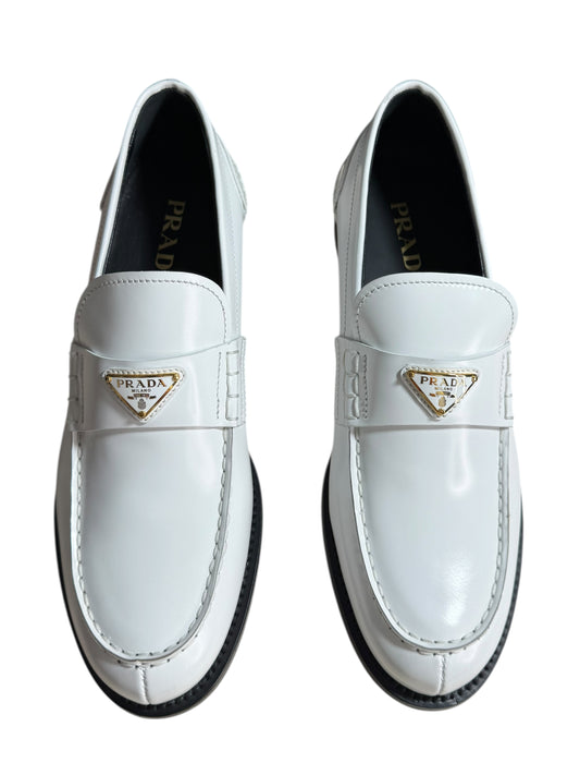 Prada mocassino in pelle (41)