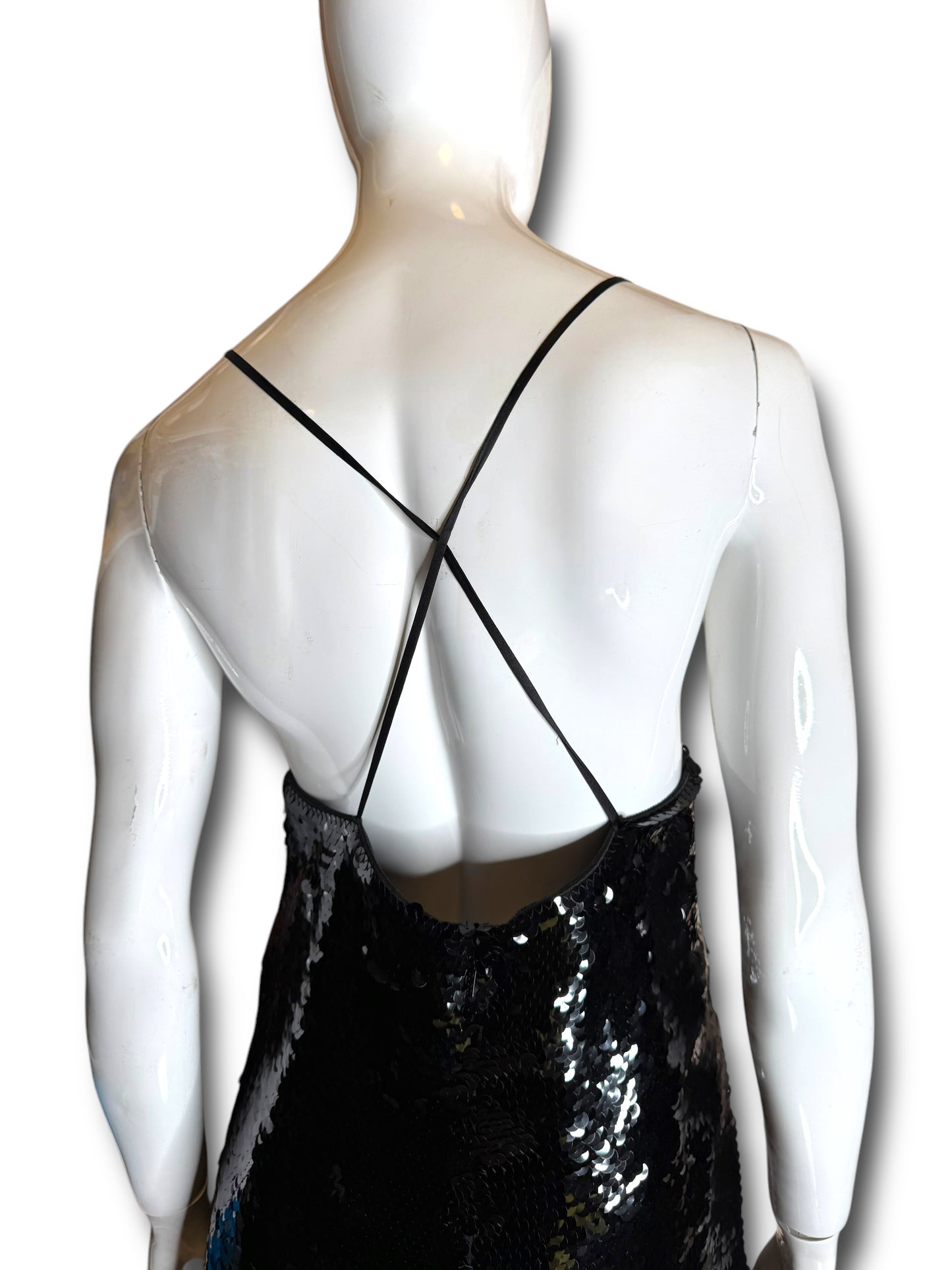 Abito lungo Gucci in seta con paillettes nere e dettagli cuore Made In Italy