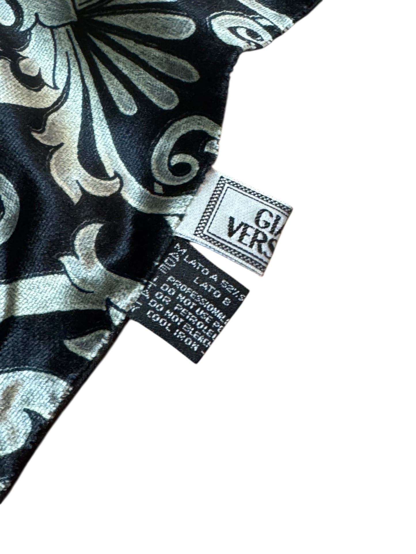 Sciarpa Gianni Versace Vintage in seta e cupro – Baroque Nero/Oro – Frange