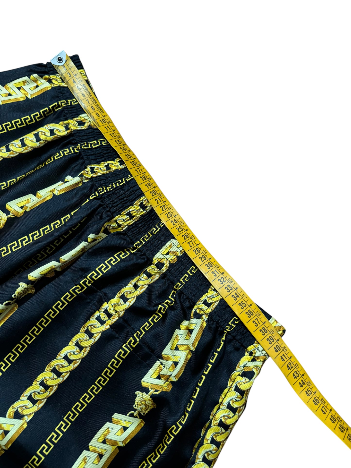 Pantaloncini Gianni Versace in seta con stampa barocca e motivo catena - Taglia 52
