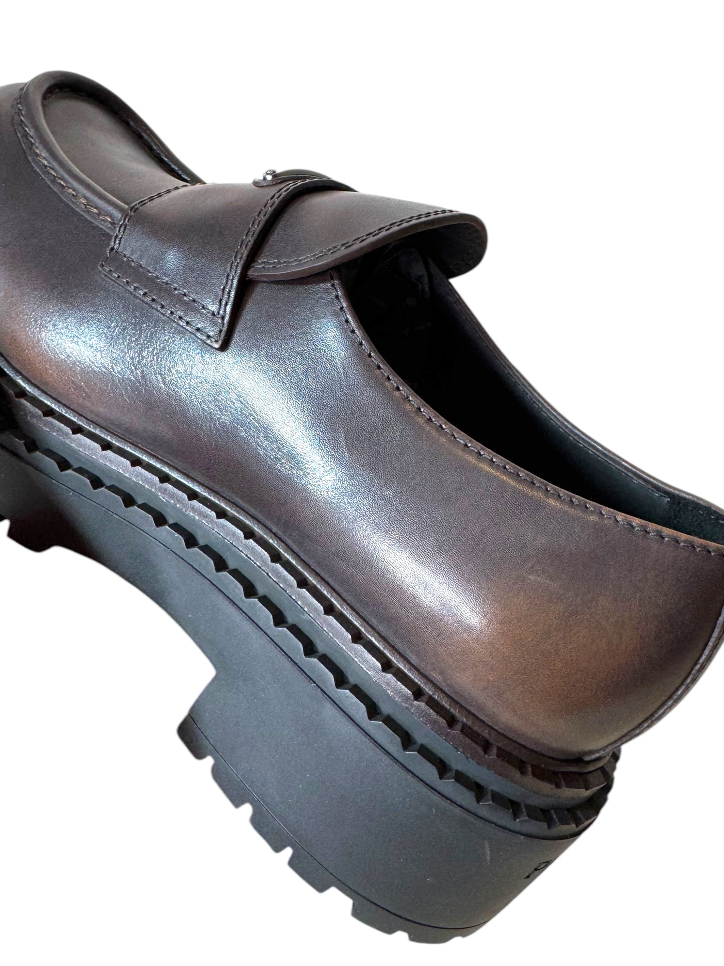 Prada Monolith mocassini in pelle marrone – Taglia 42,5 – Con leggere imperfezioni