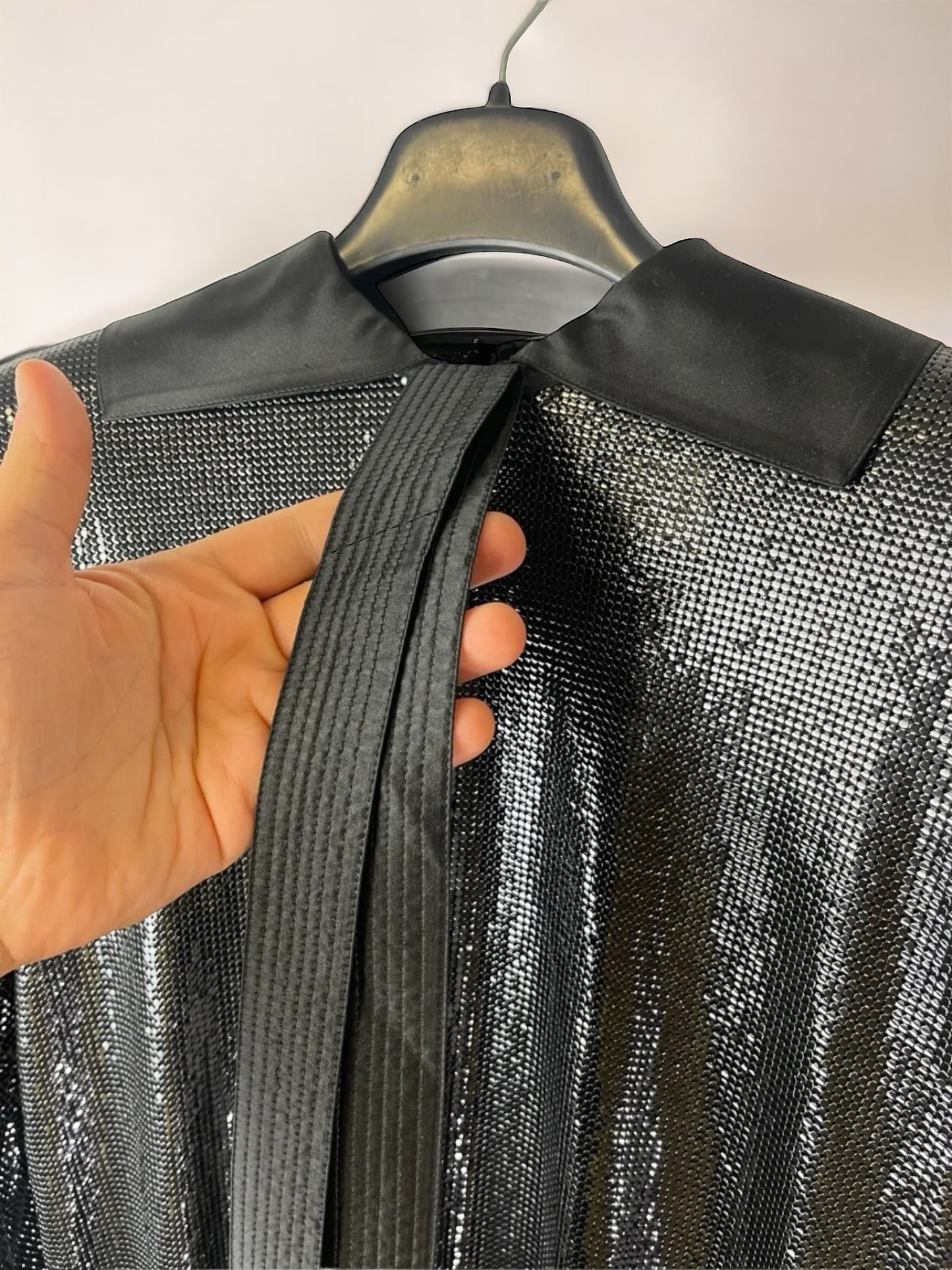 Gianni Versace abito in maglia metallica