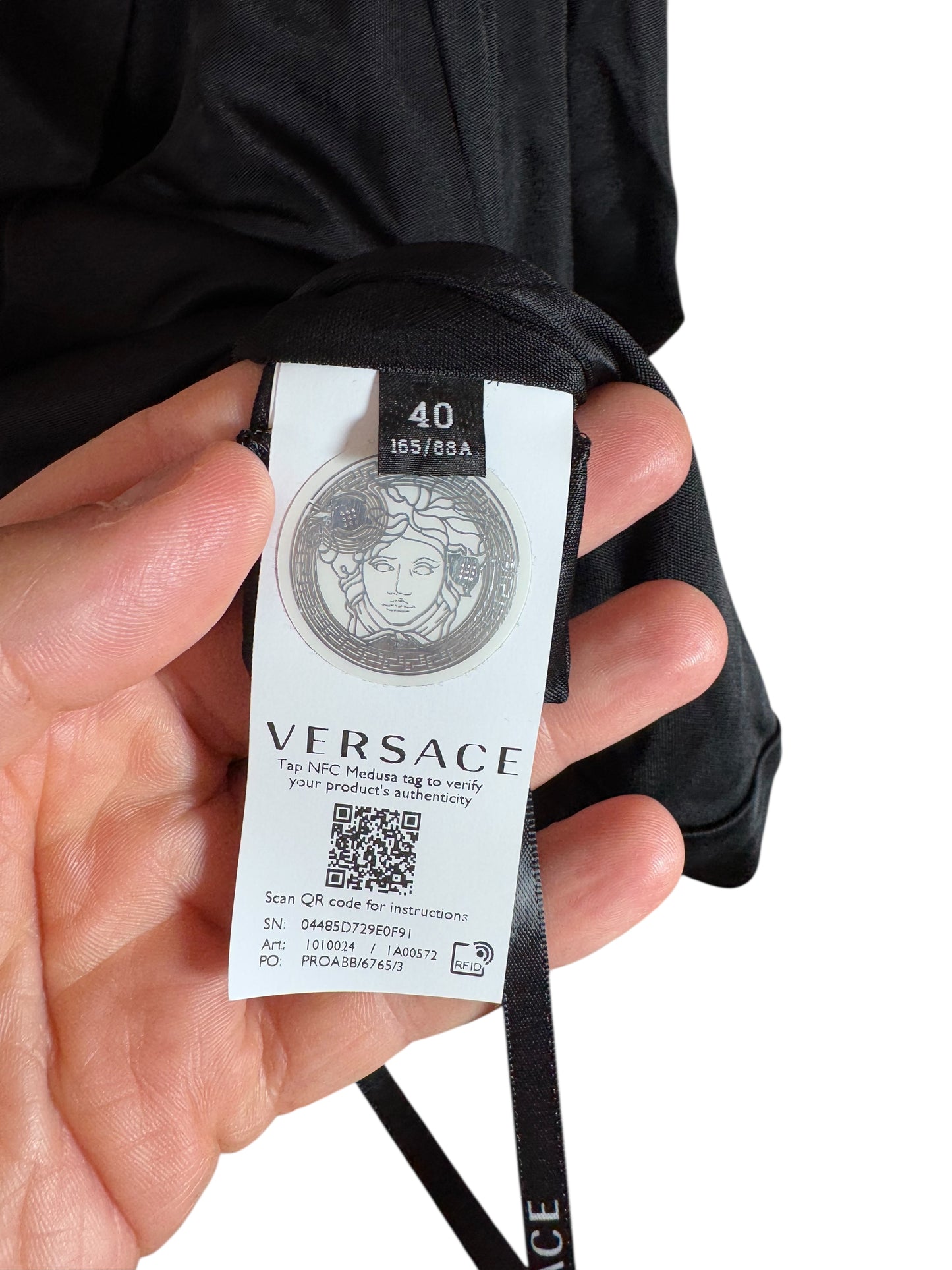Versace Top Nero Asimmetrico Cut-Out Drappeggiato - Taglia 40 - Nuovo