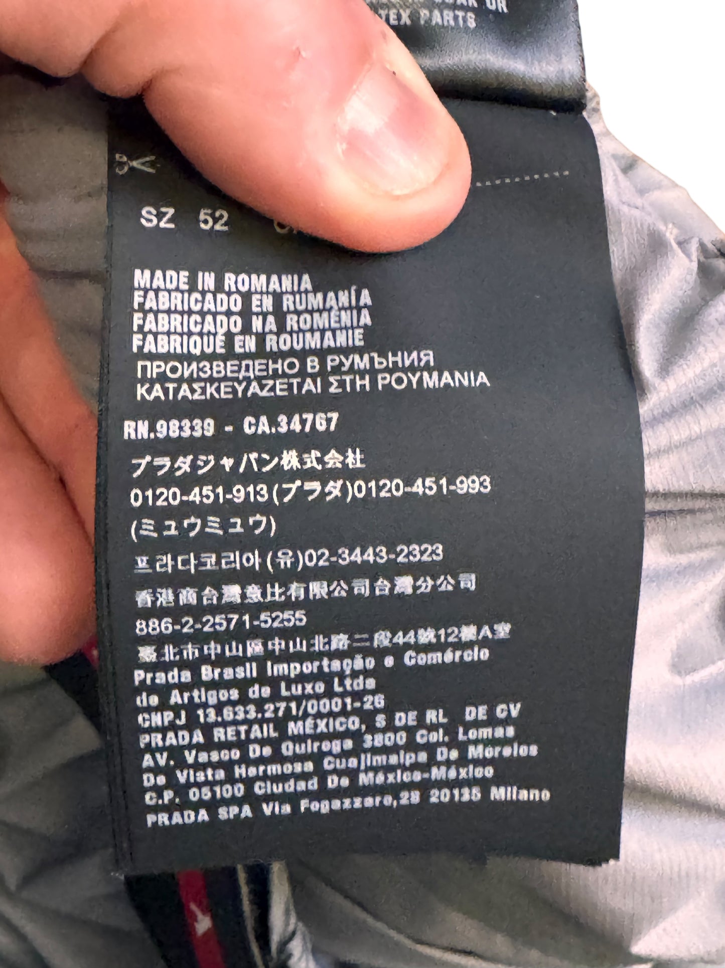 Prada pantaloni tecnici nylon grigio bande nere logo rosso tg 52 nuovi — foto 8