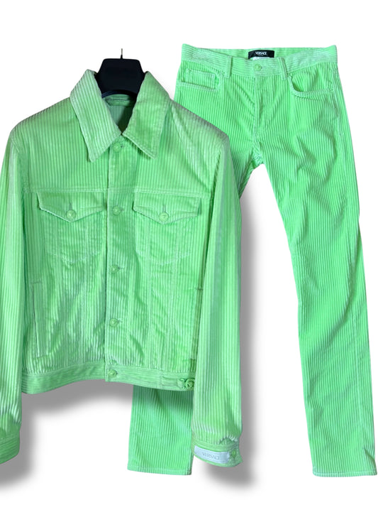 Versace completo giacca e pantaloni in velluto a coste verde lime Made In Italy.