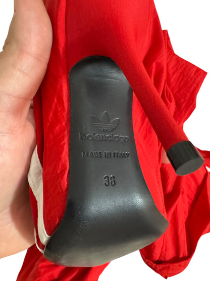 Pantaloni Balenciaga x Adidas rossi in nylon con stivale integrato – Taglia 36