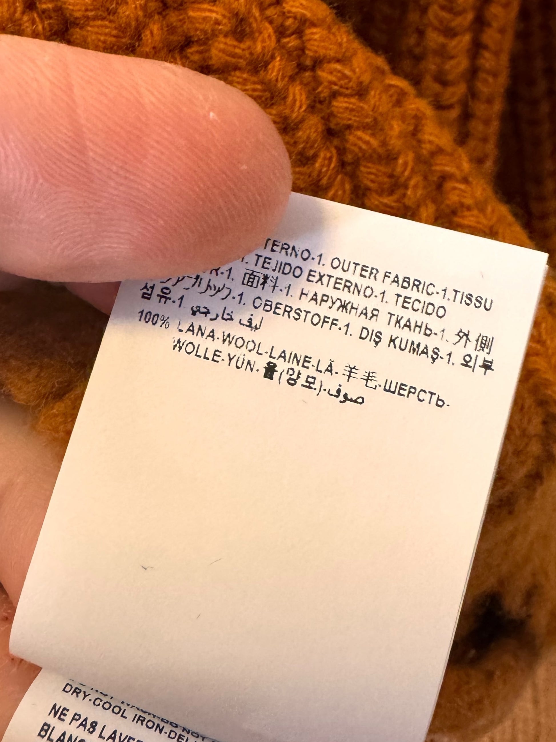 Cardigan Versace donna in lana 100% color cammello, bottoni Medusa, Made in Italy — foto 11