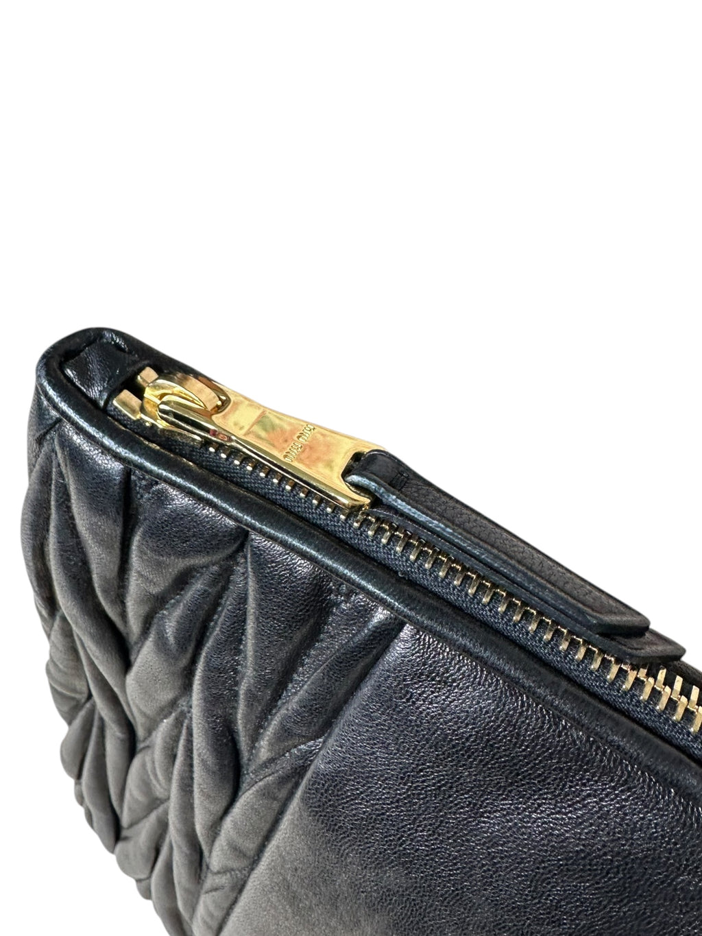Miu Miu pochette in pelle matelassè