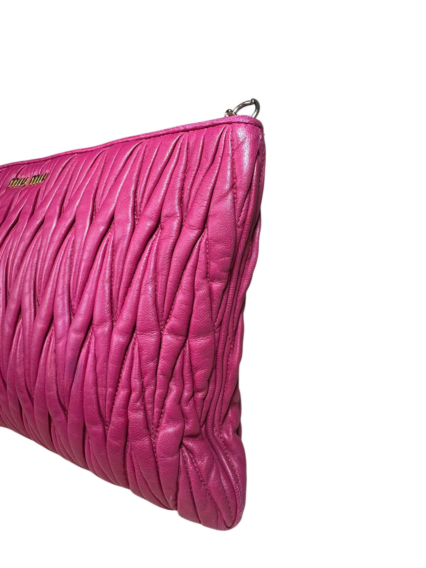 Miu Miu maxi pochette in pelle — foto 4