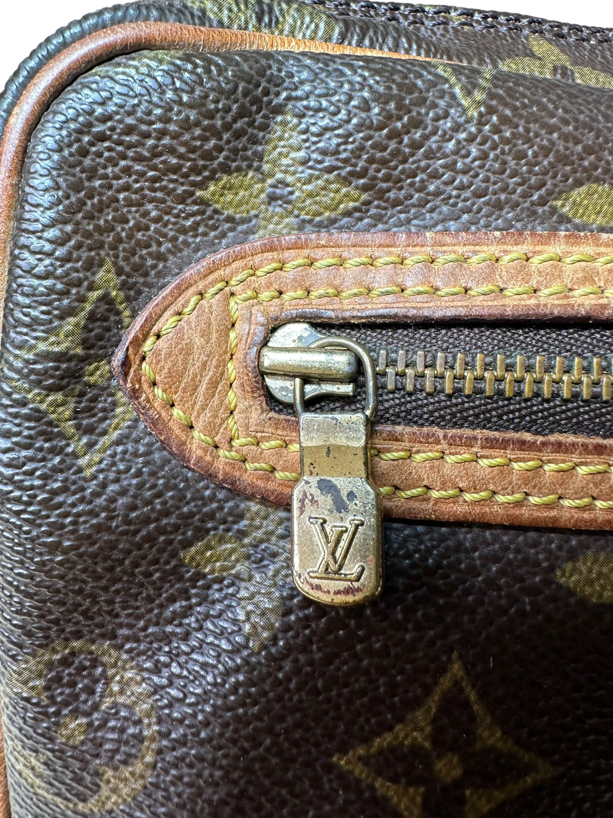 Louis Vuitton pochette Marly Beatbox vintage