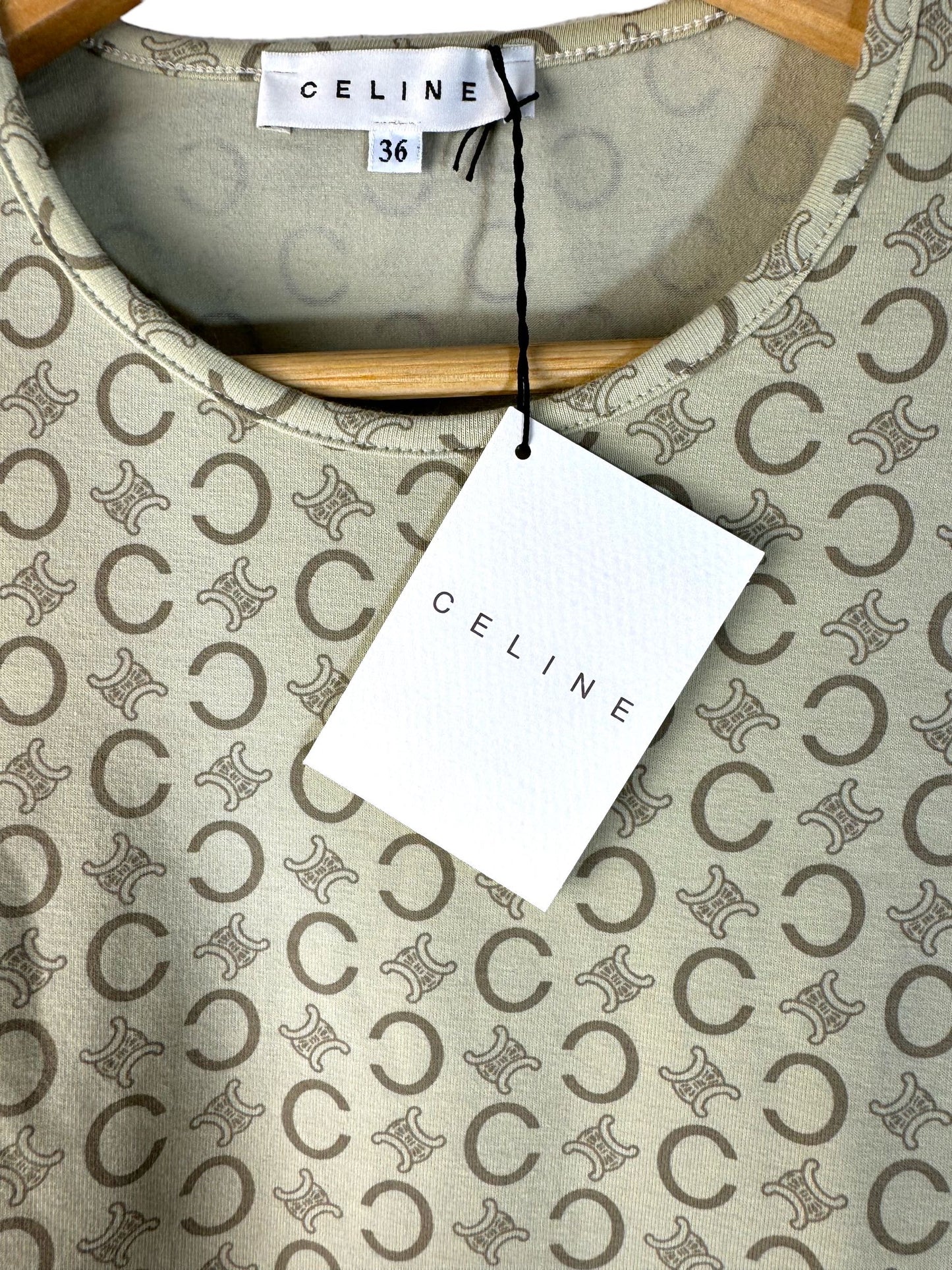 Celine t-shirt con loghi. (S)