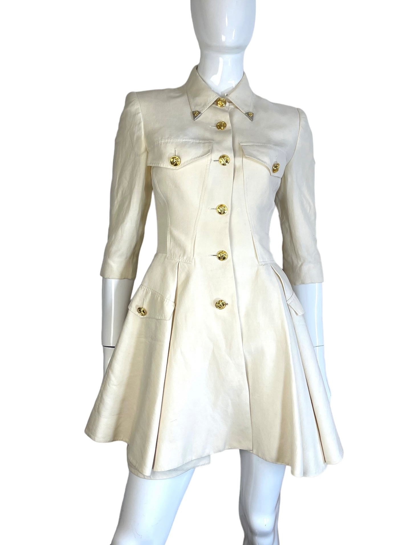 Istante abito blazer vintage panna con bottoni gioiello — foto 2