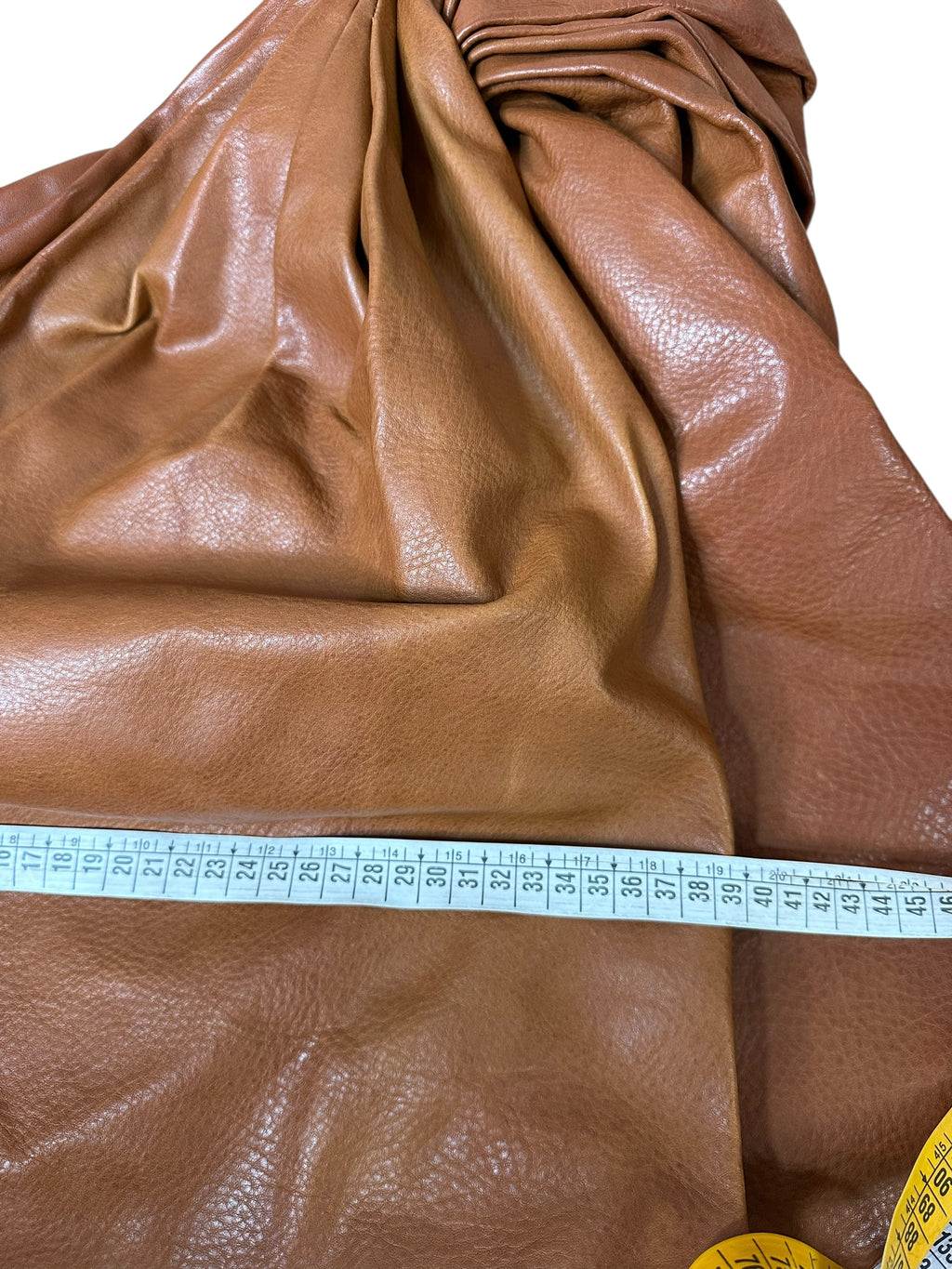 Saint Laurent mini abito in pelle — foto 18