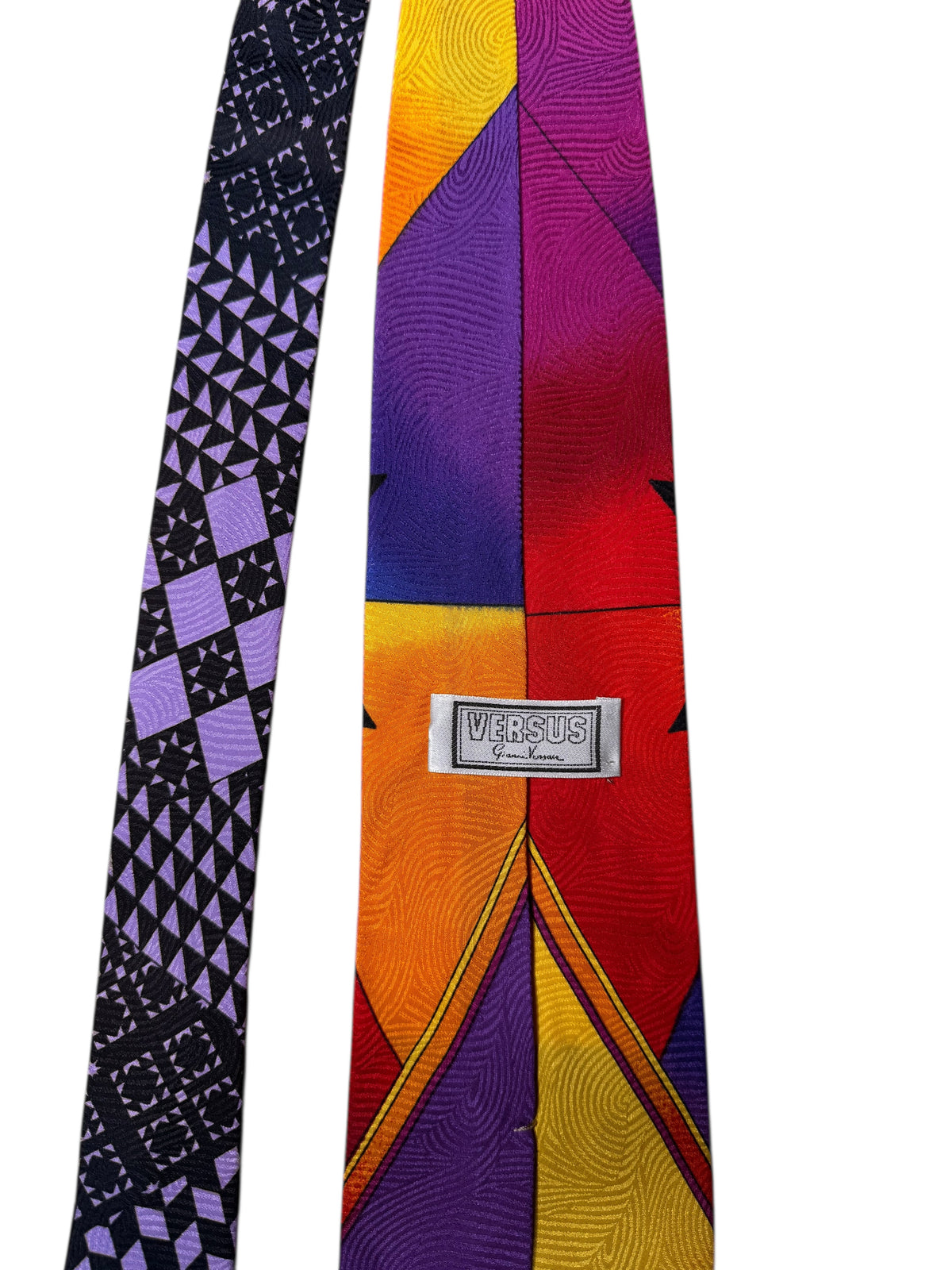 Cravatta Versus Gianni Versace vintage in seta fantasia geometrica multicolor — foto 5