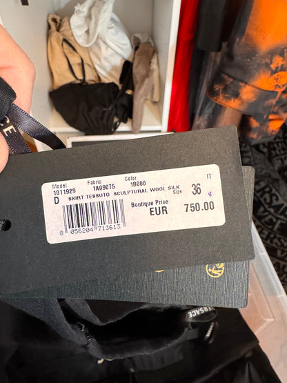 Gonna Versace nera lana e seta - Made in Italy - IT38 e IT36