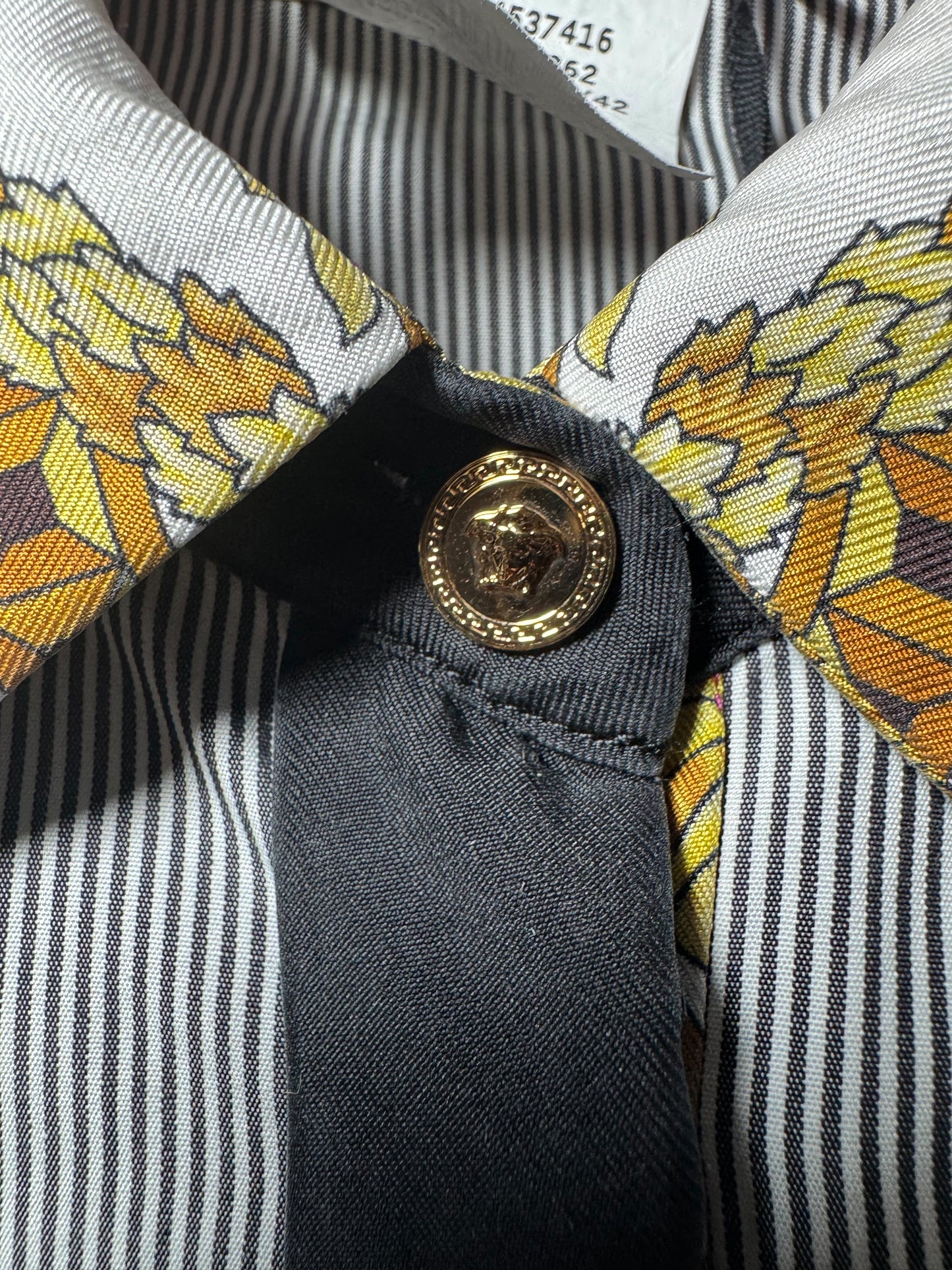 Camicia Versace in cotone con inserti di seta stampata