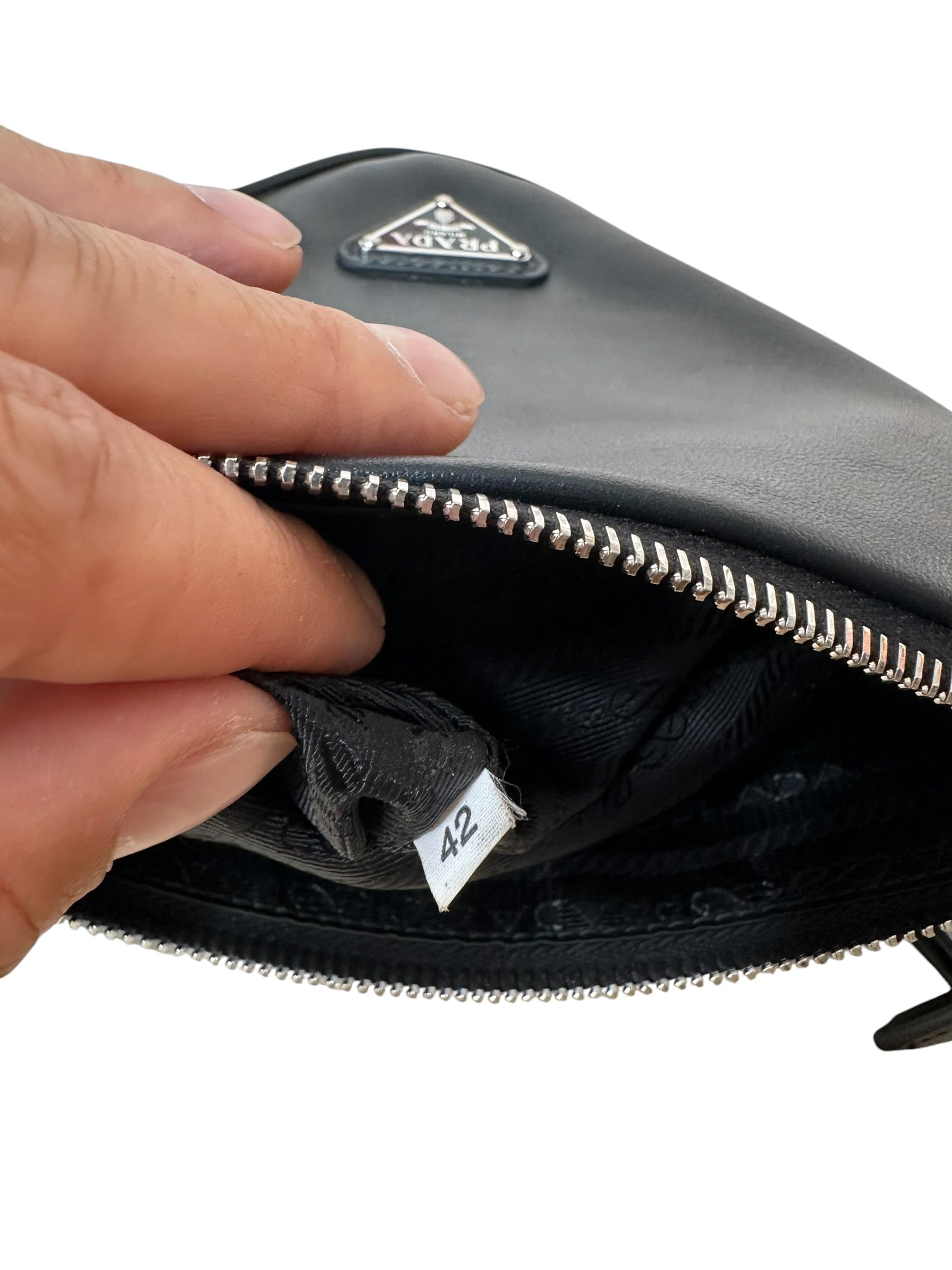 Prada pochette in pelle — foto 16