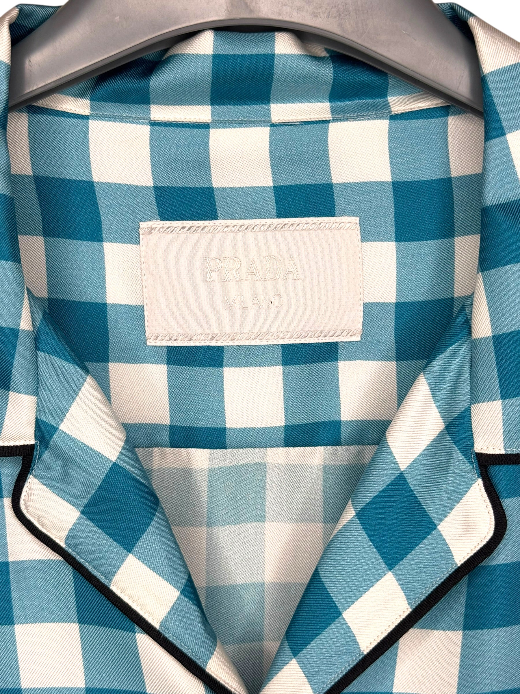 Prada camicia seta fantasia check azzurro bianco logo ricamato L — foto 4