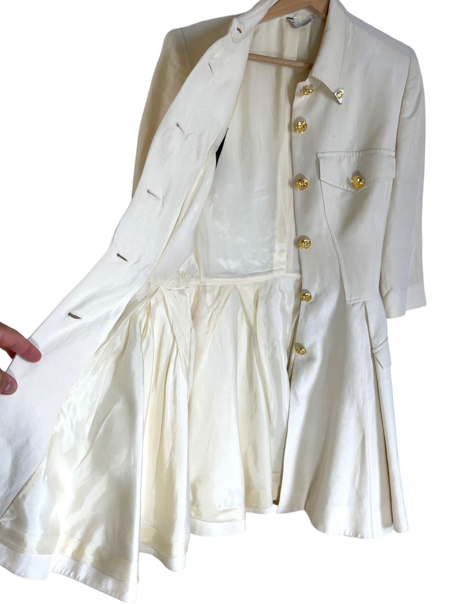 Istante abito blazer vintage panna con bottoni gioiello — foto 9