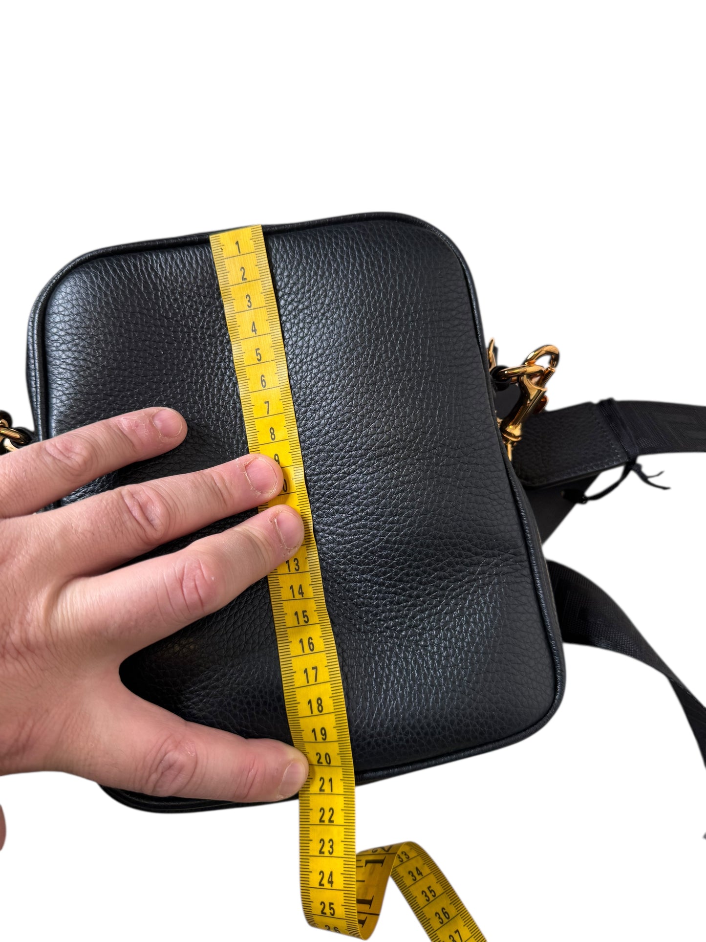 Borsa a tracolla Versace in pelle nera con Medusa dorata