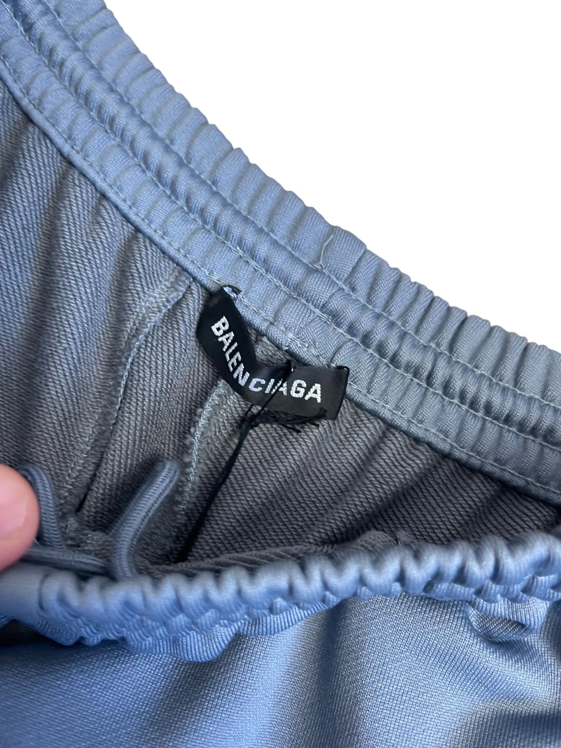 Balenciaga pantaloni tuta grigi con bande gialle logo ricamato taglia 46 — foto 2