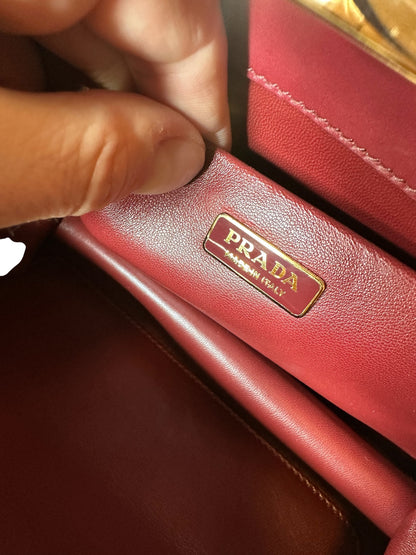 Prada borsa in pelle con frange — foto 19