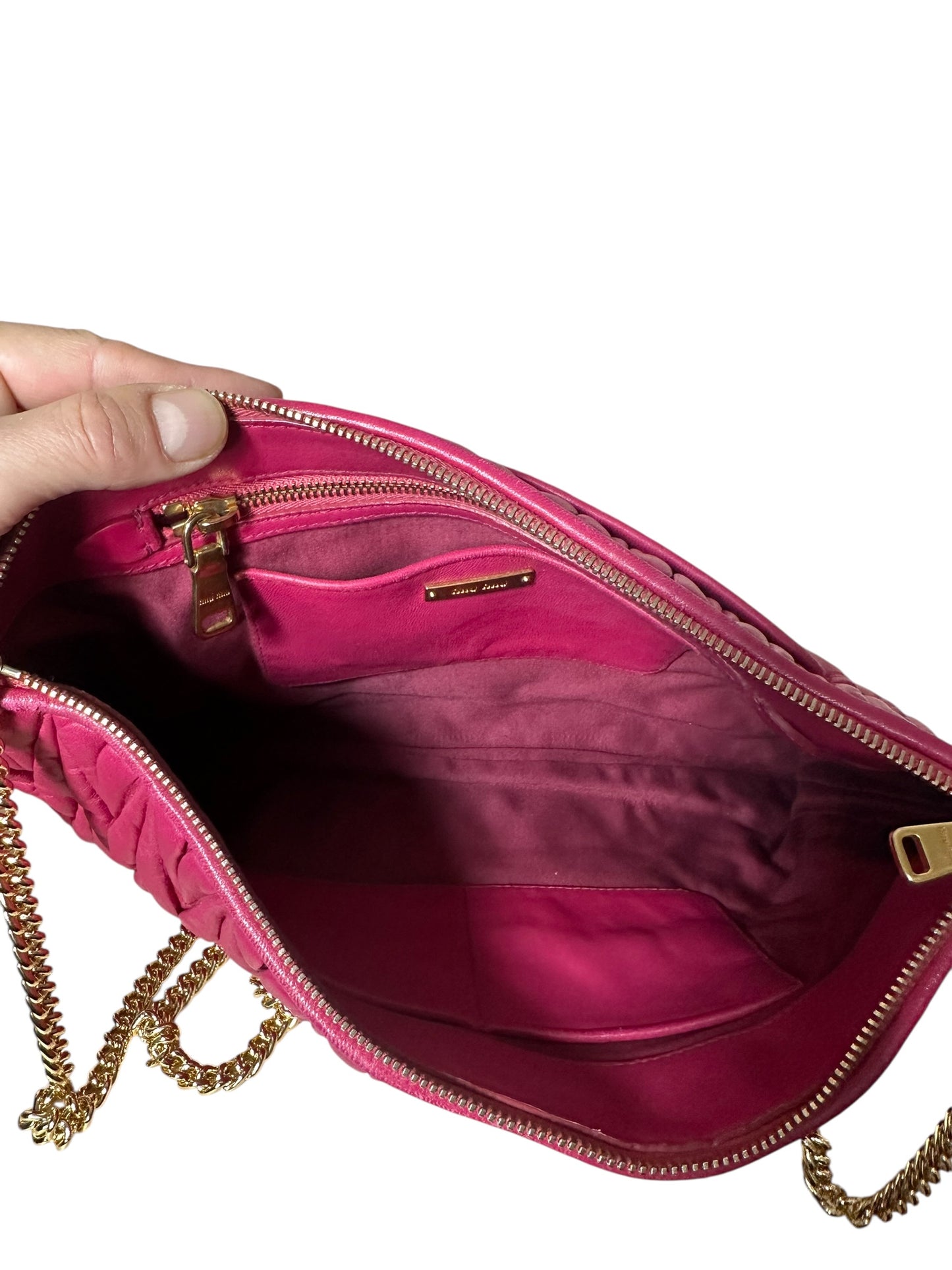 Miu Miu maxi pochette in pelle — foto 16