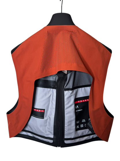 Gilet Tecnico Prada Uomo – Rosso e Nero, Taglia M