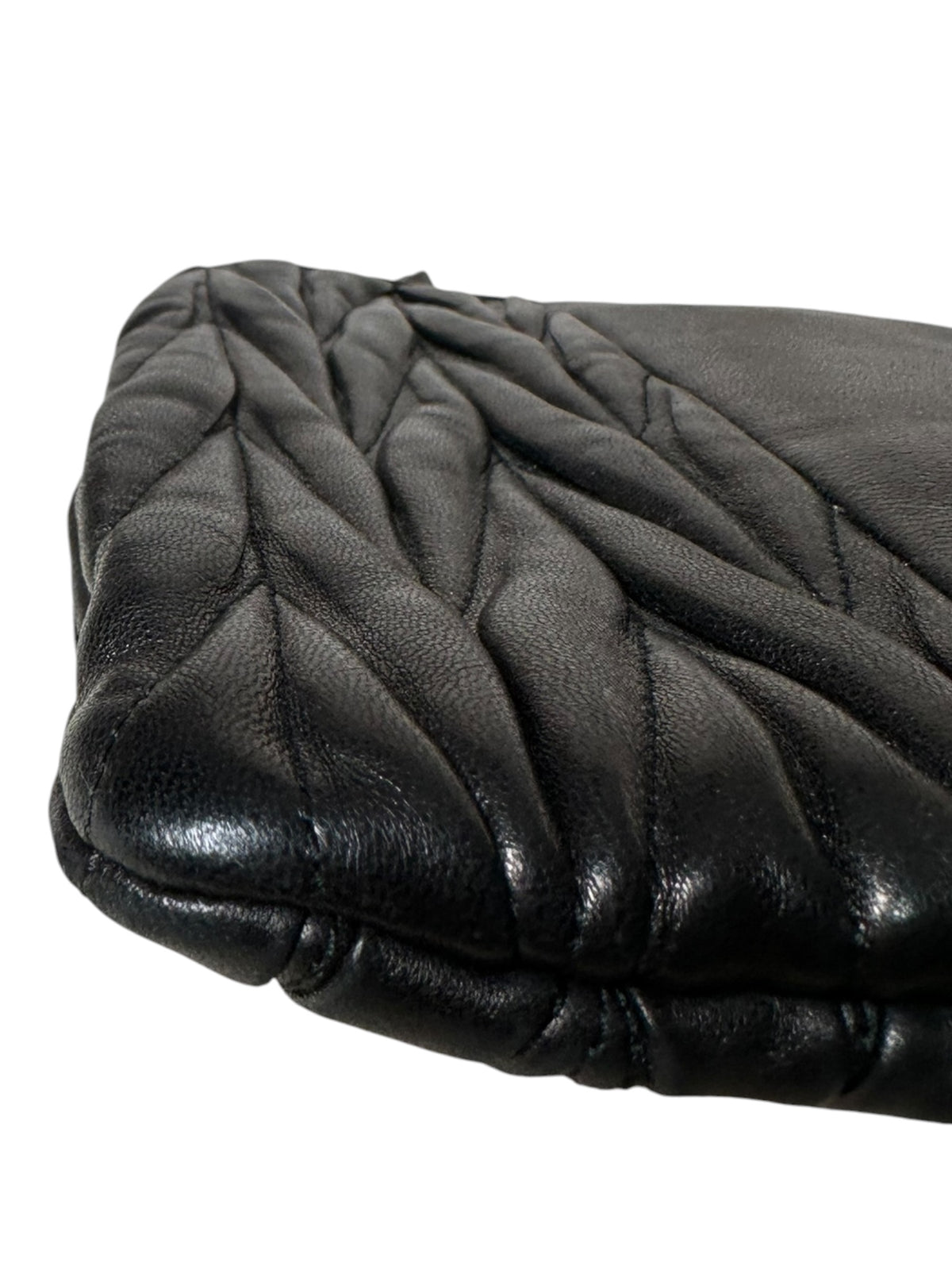 Miu Miu pochette in pelle matelassè