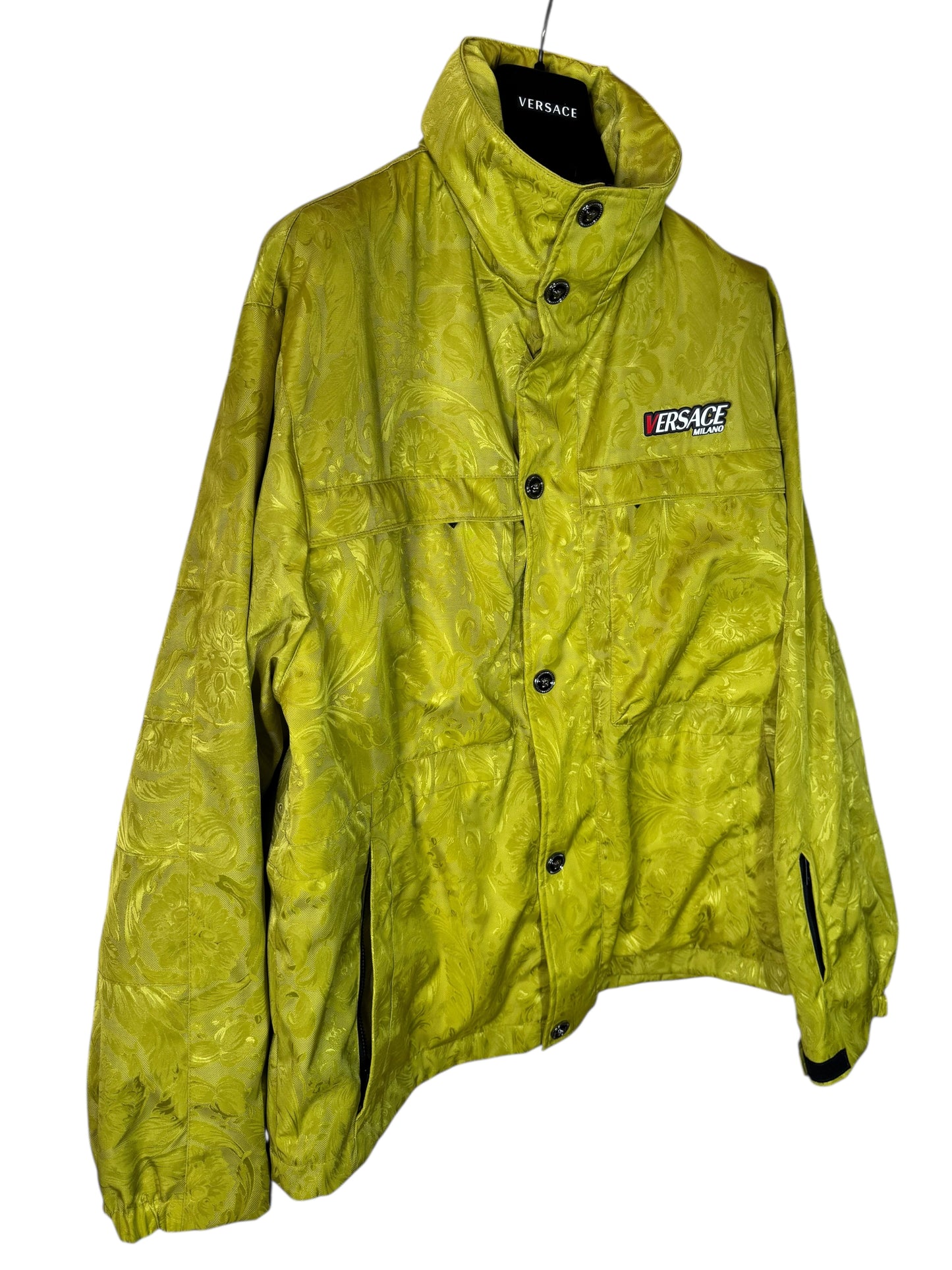 Giacca Versace Milano gialla con motivo Barocco tono su tono – Taglia 48