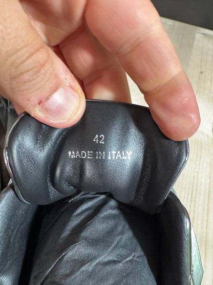 Versace Odissea sneakers grigio scuro metallizzato con logo Medusa 3D – IT 42