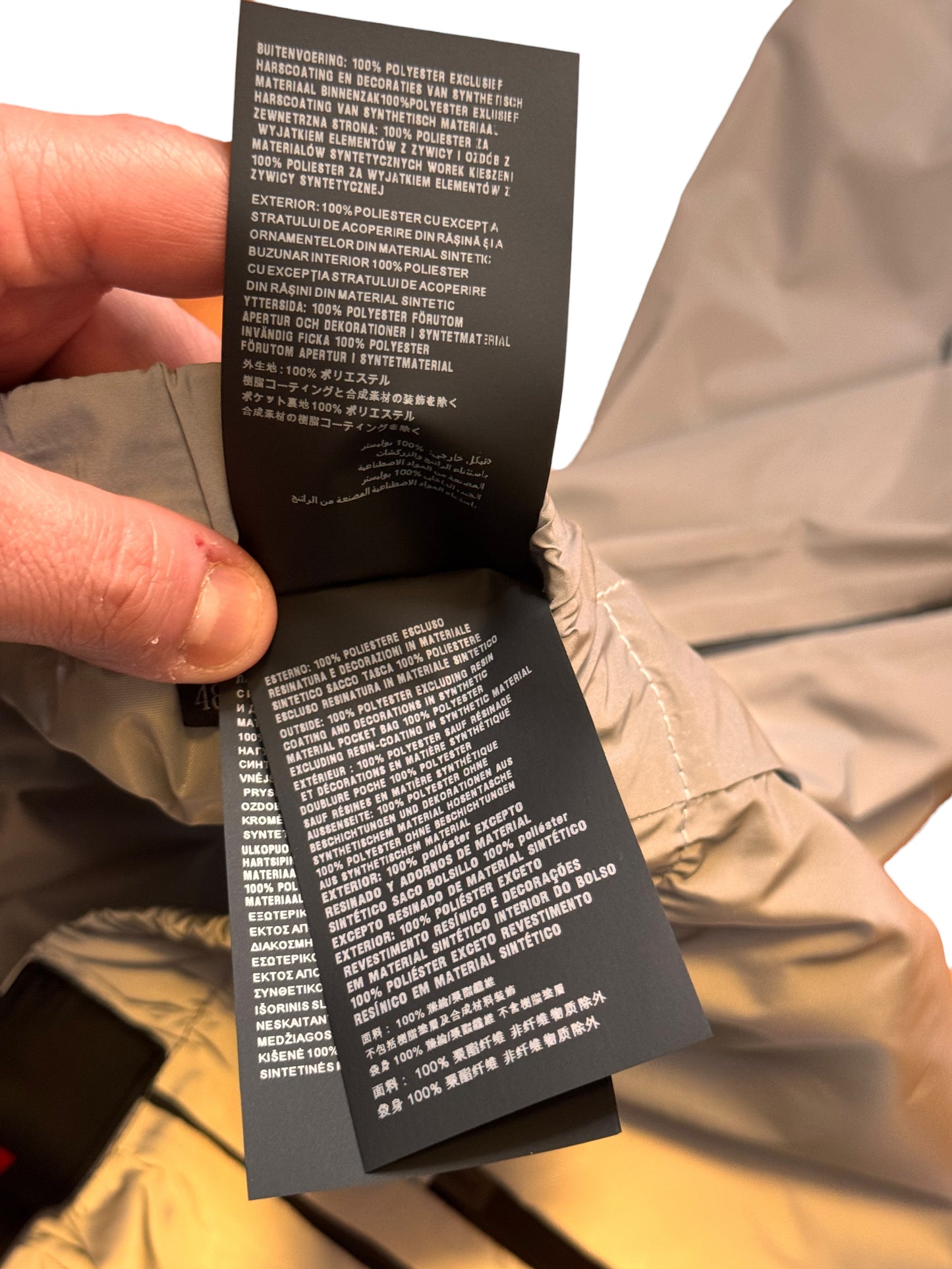 Prada pantaloni sportivi nylon grigio bande nere logo rosso tg 48 — foto 7