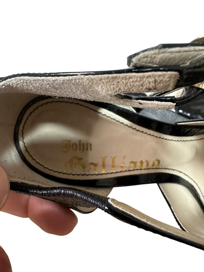 John Galliano decolletè in vernice (38)
