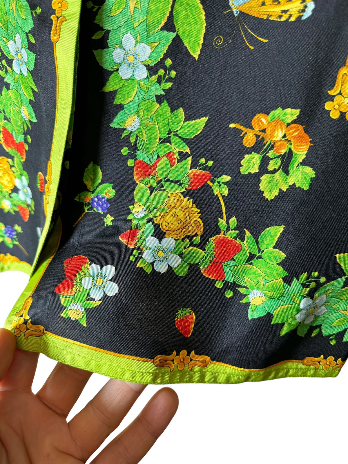 Gianni Versace camicia vintage donna stampa frutta e farfalle seta — foto 8