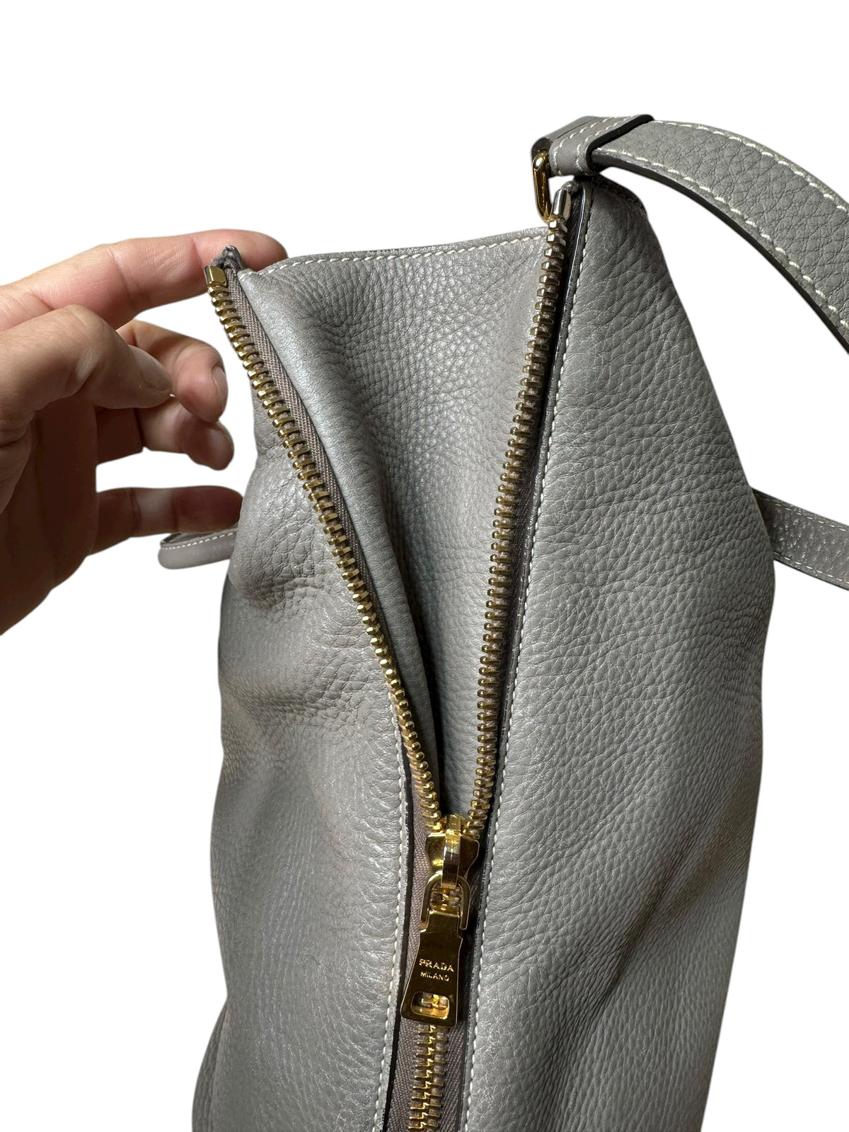 Prada borsa vintage in pelle martellata — foto 7