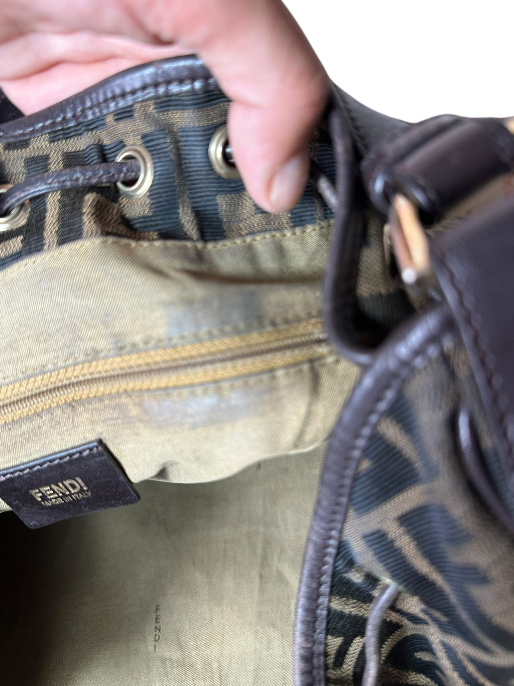 Fendi borsa hobo vintage in tela FF — foto 19